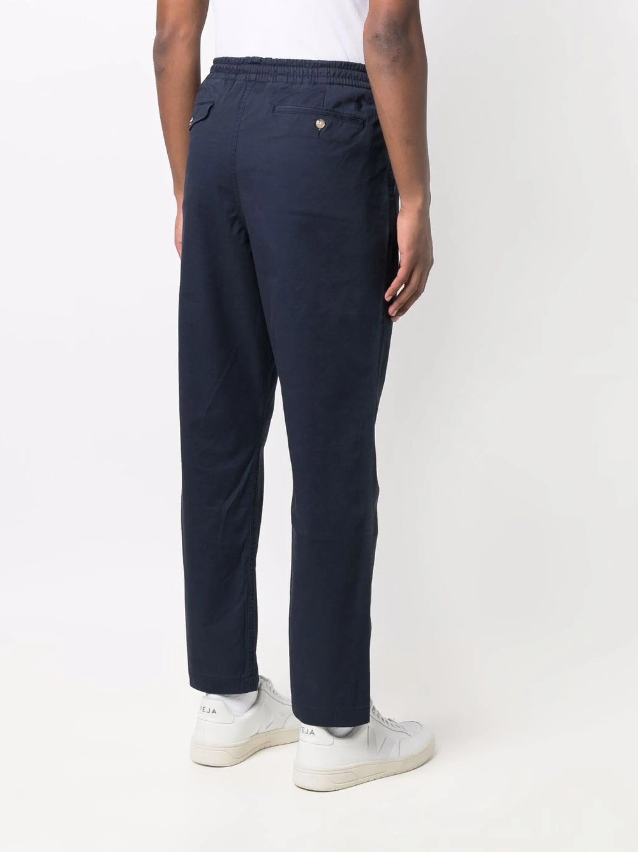 straight-leg trousers