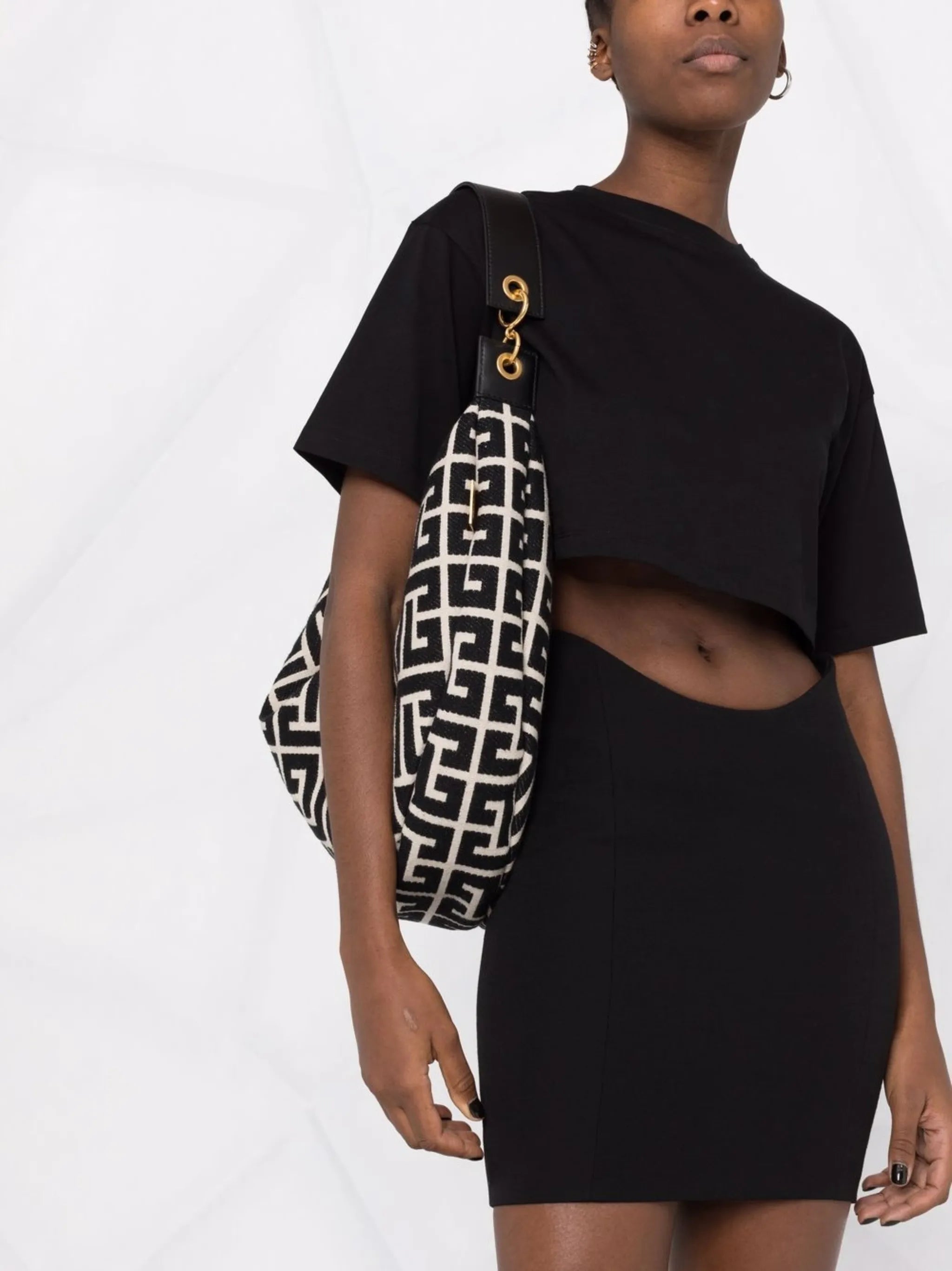 curved waist fitted skirt