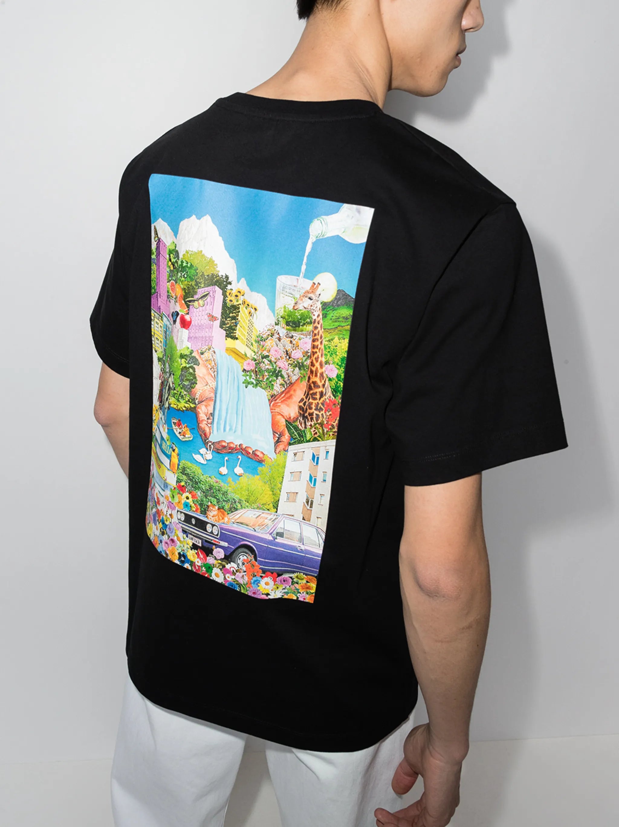 graphic-print T-shirt