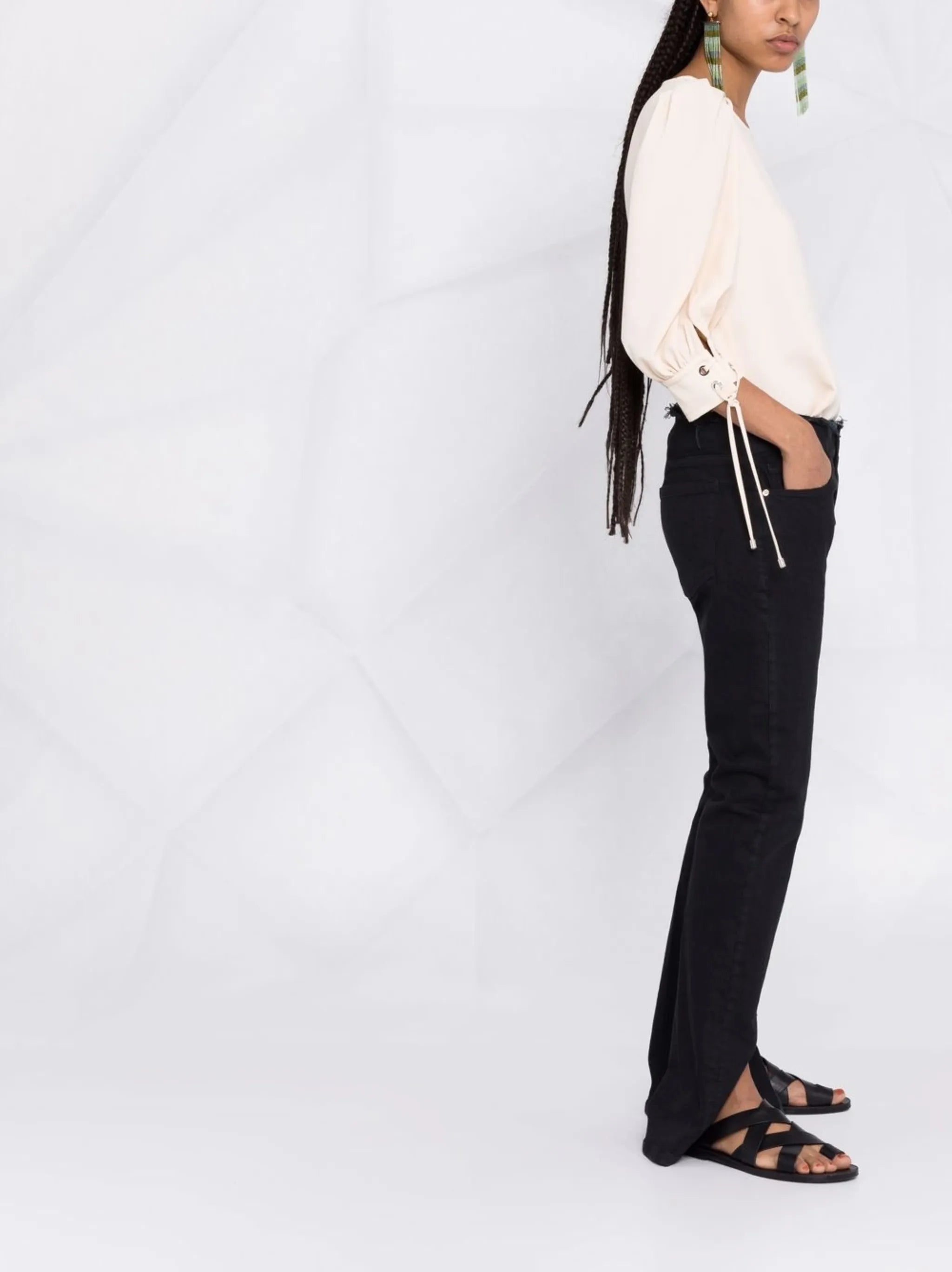 puff-sleeve round-neck blouse