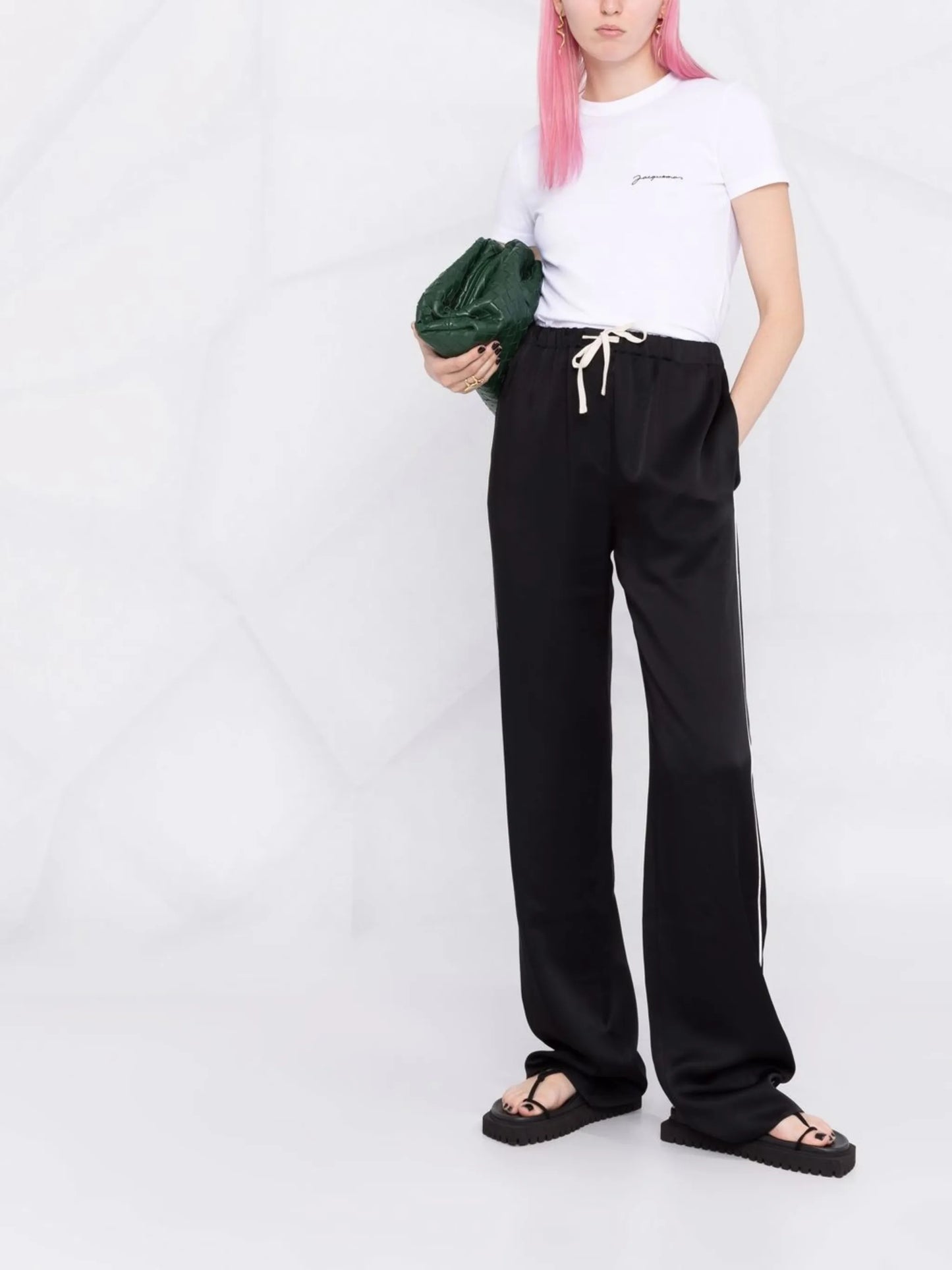 Le T-shirt Brode logo-embroidered top