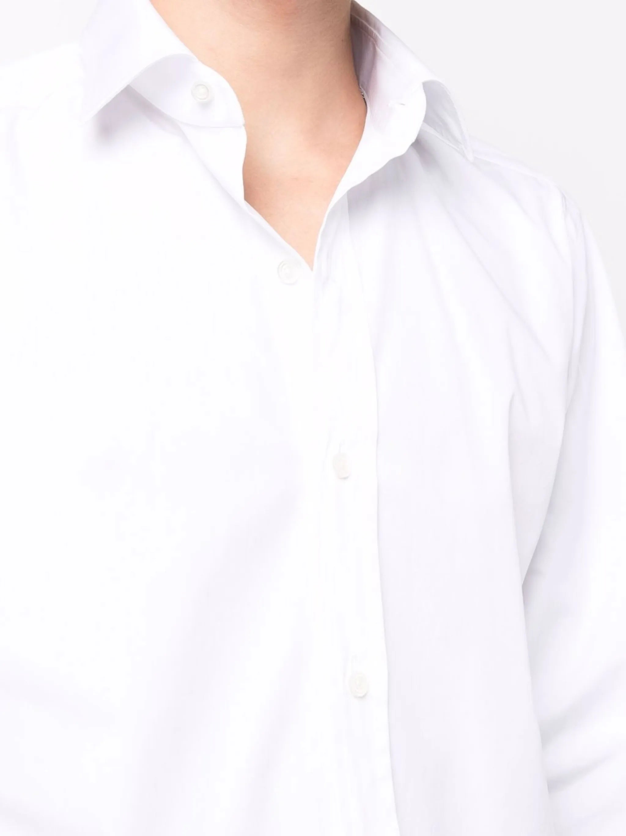 long-sleeved poplin shirt