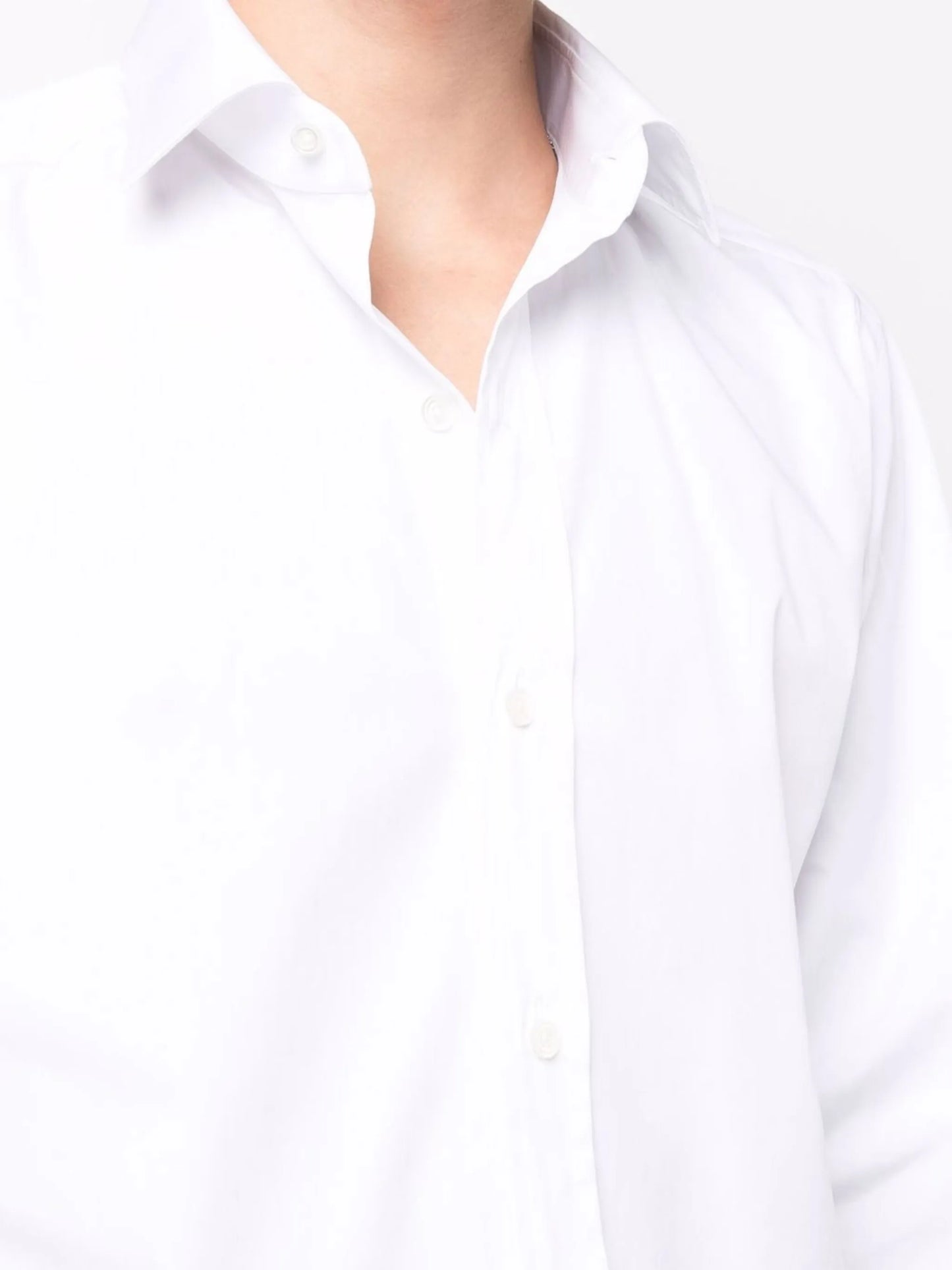 long-sleeved poplin shirt