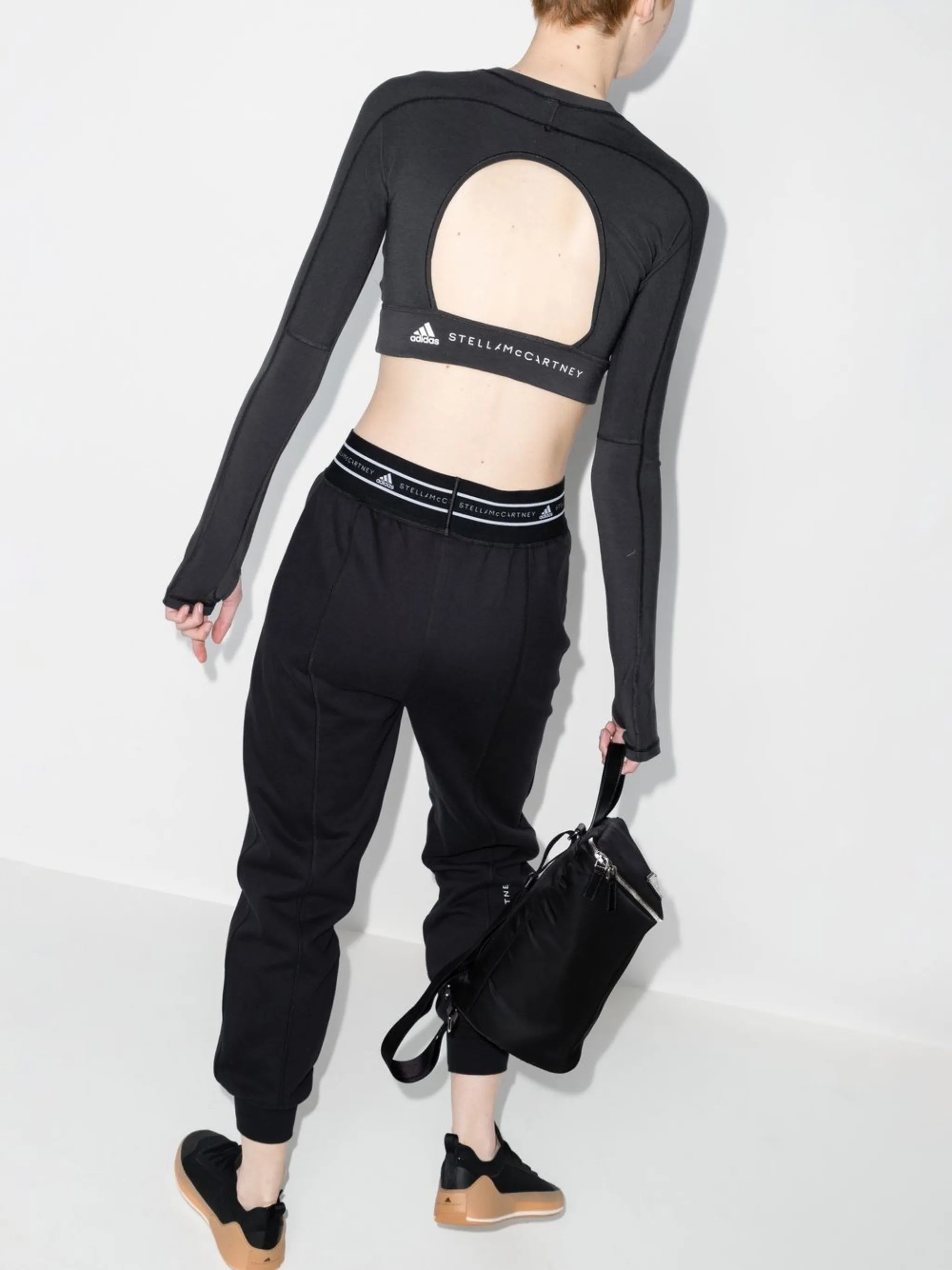 TrueStrength cut-out training crop top