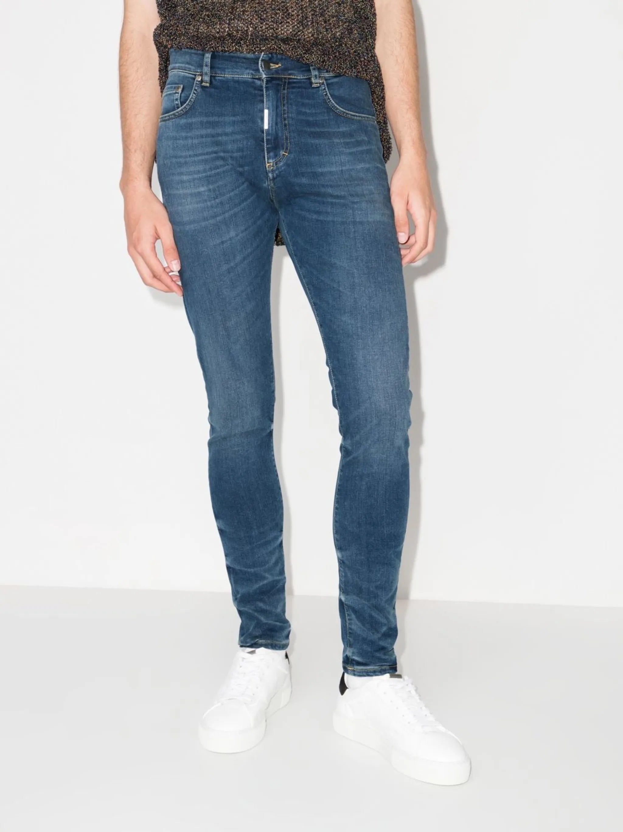 mid-rise skinny jeans