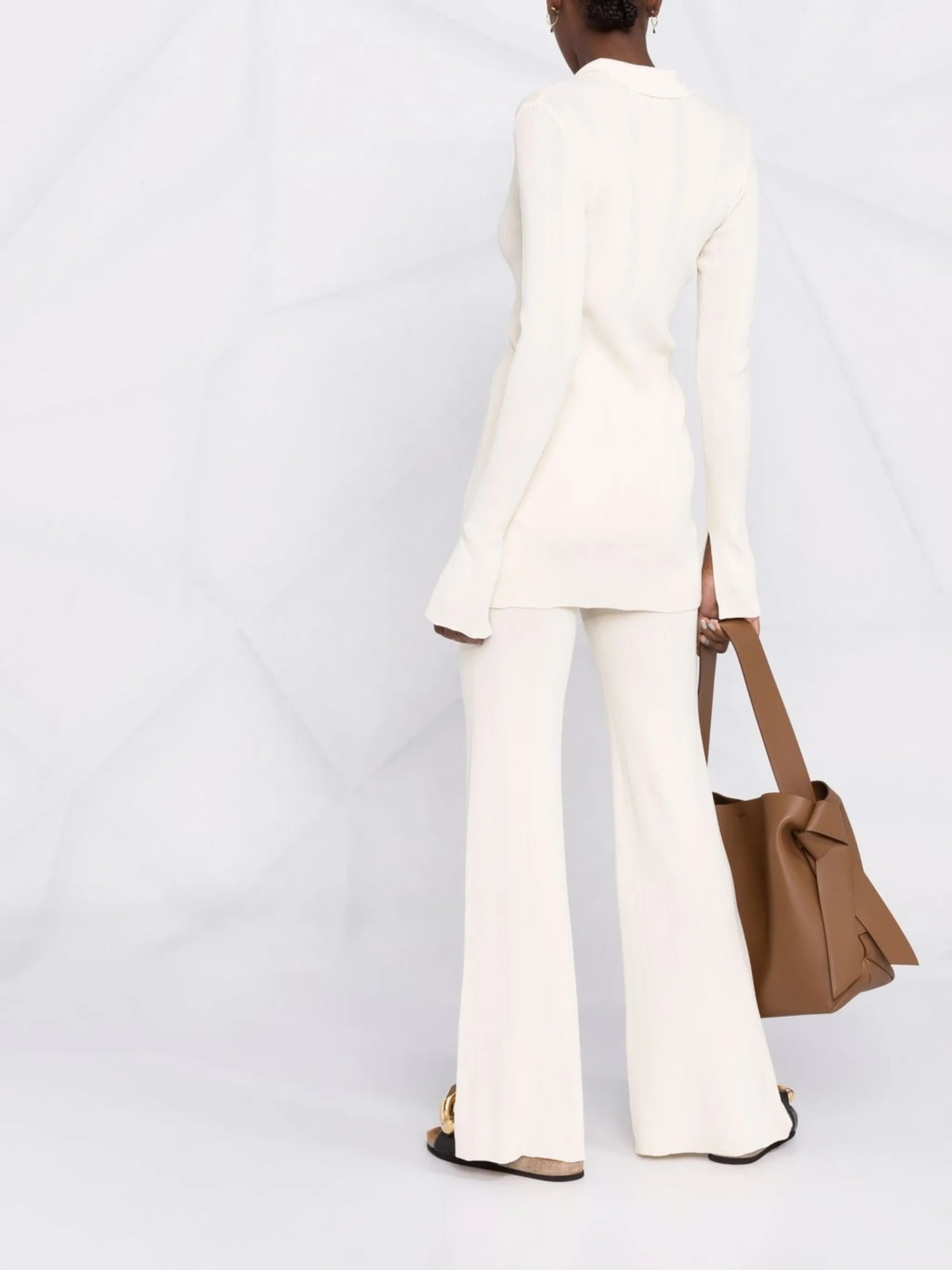 fine-ribbed flared trousers