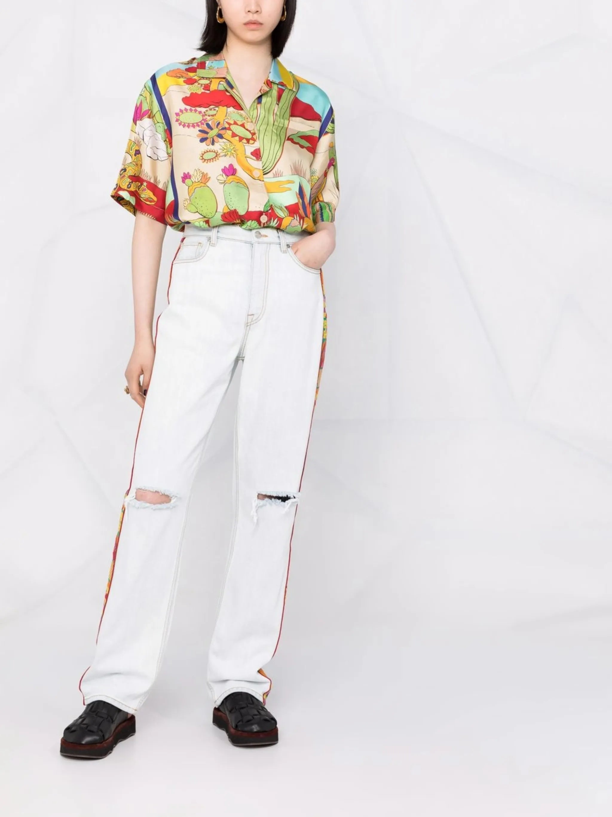 embroidered-trim straight-leg jeans
