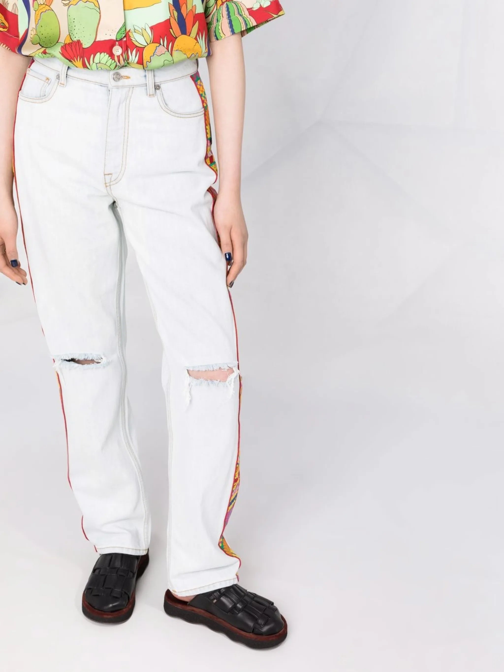 embroidered-trim straight-leg jeans