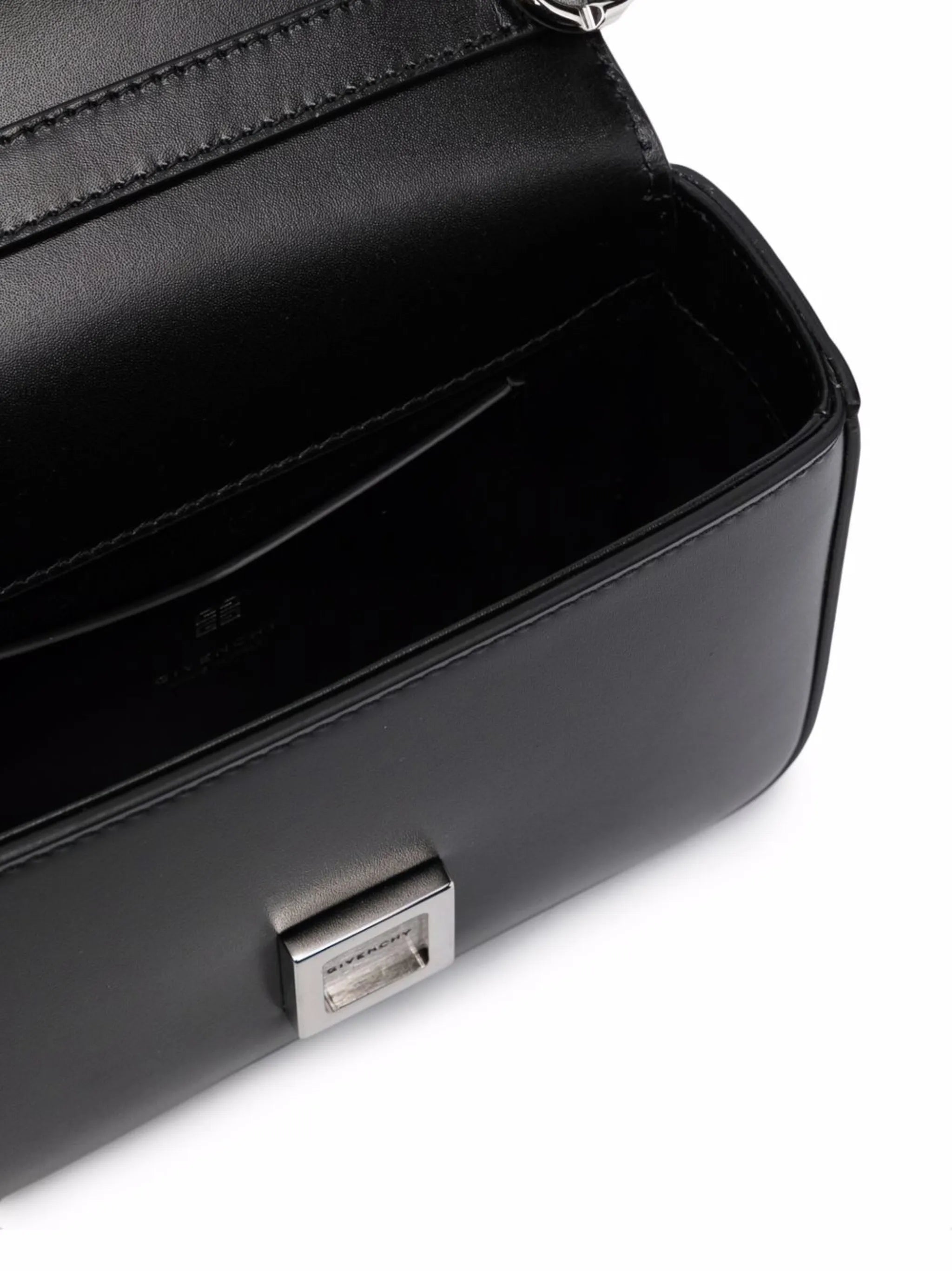 x Chito small 4G bag