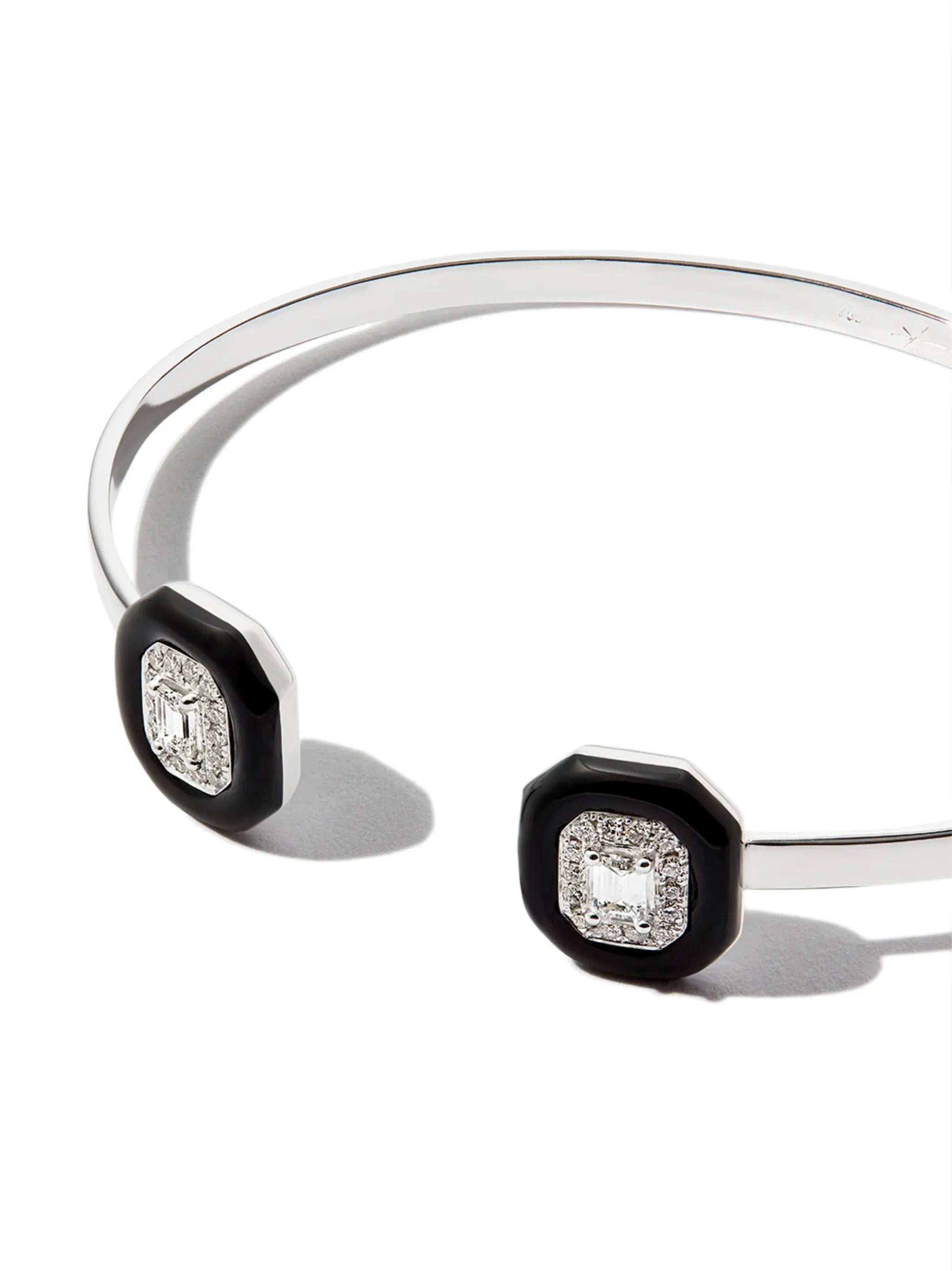 18kt white gold diamond and enamel cuff