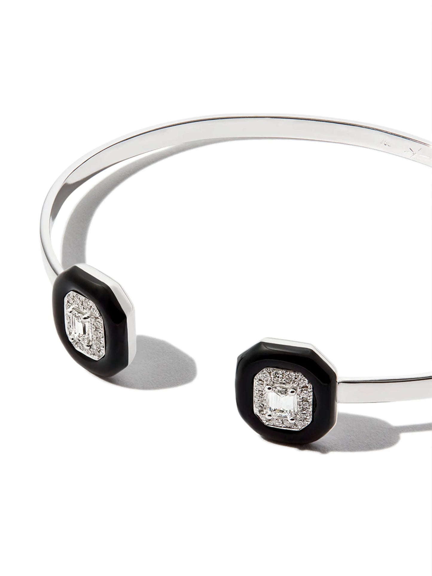 18kt white gold diamond and enamel cuff