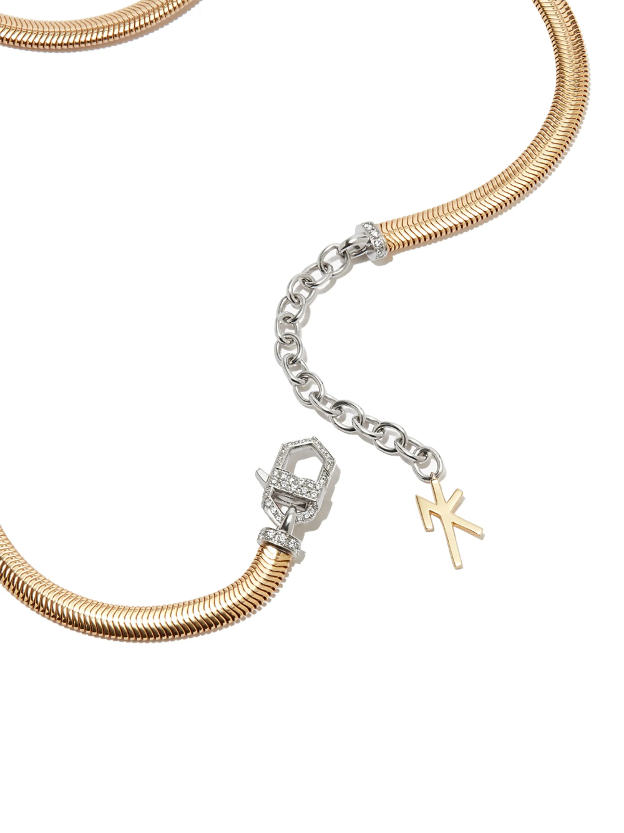 18kt yellow gold Feelings diamond necklace