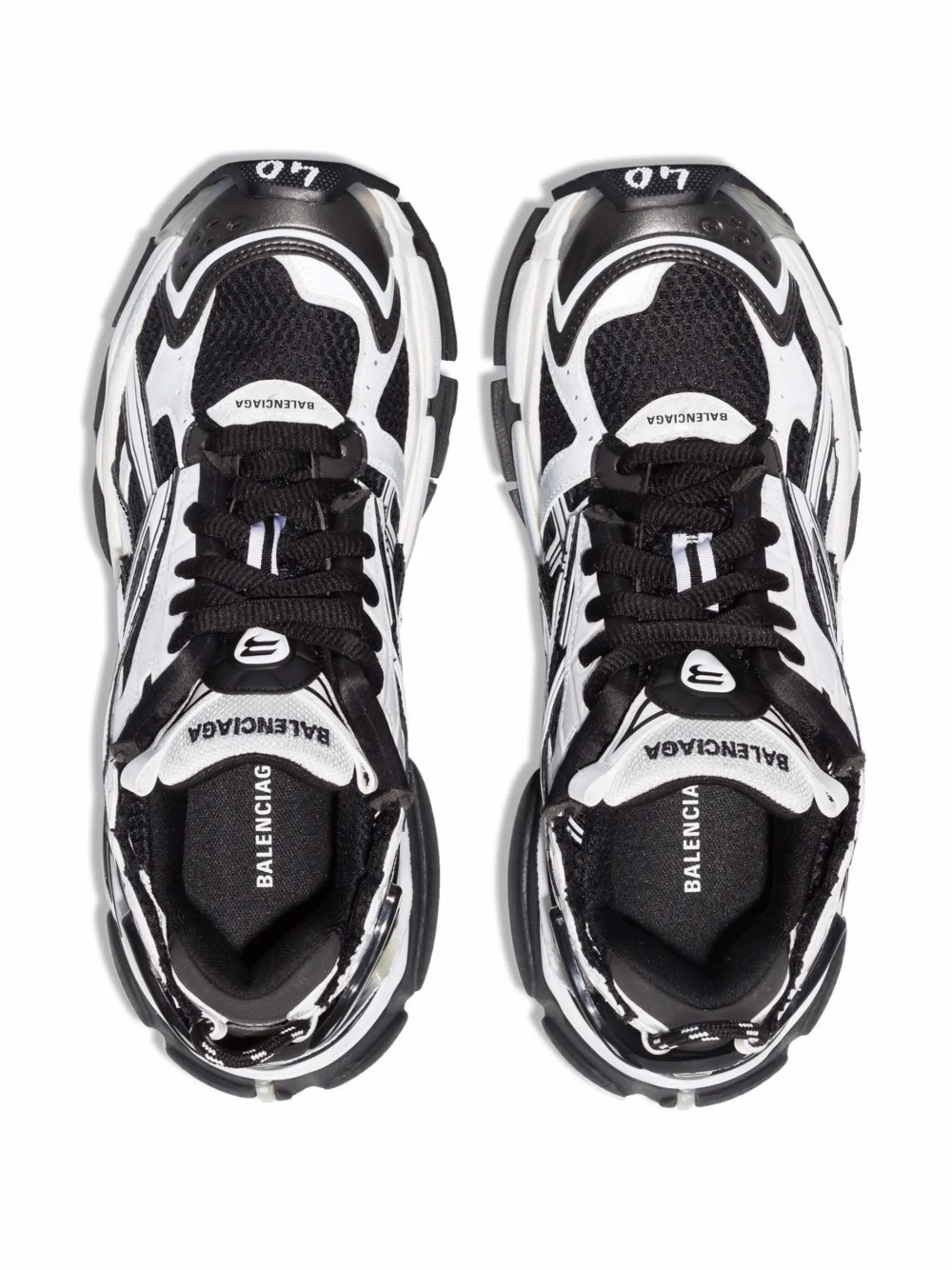 Runner low-top sneakers