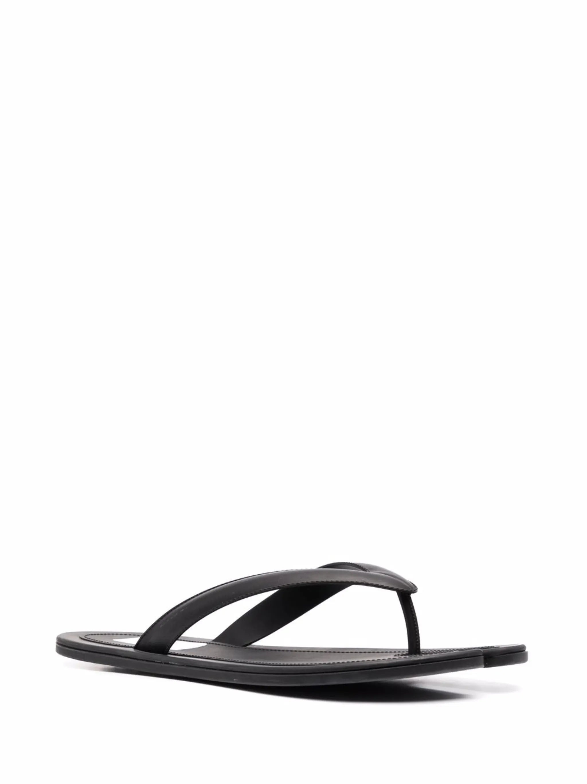 split sole flip-flops