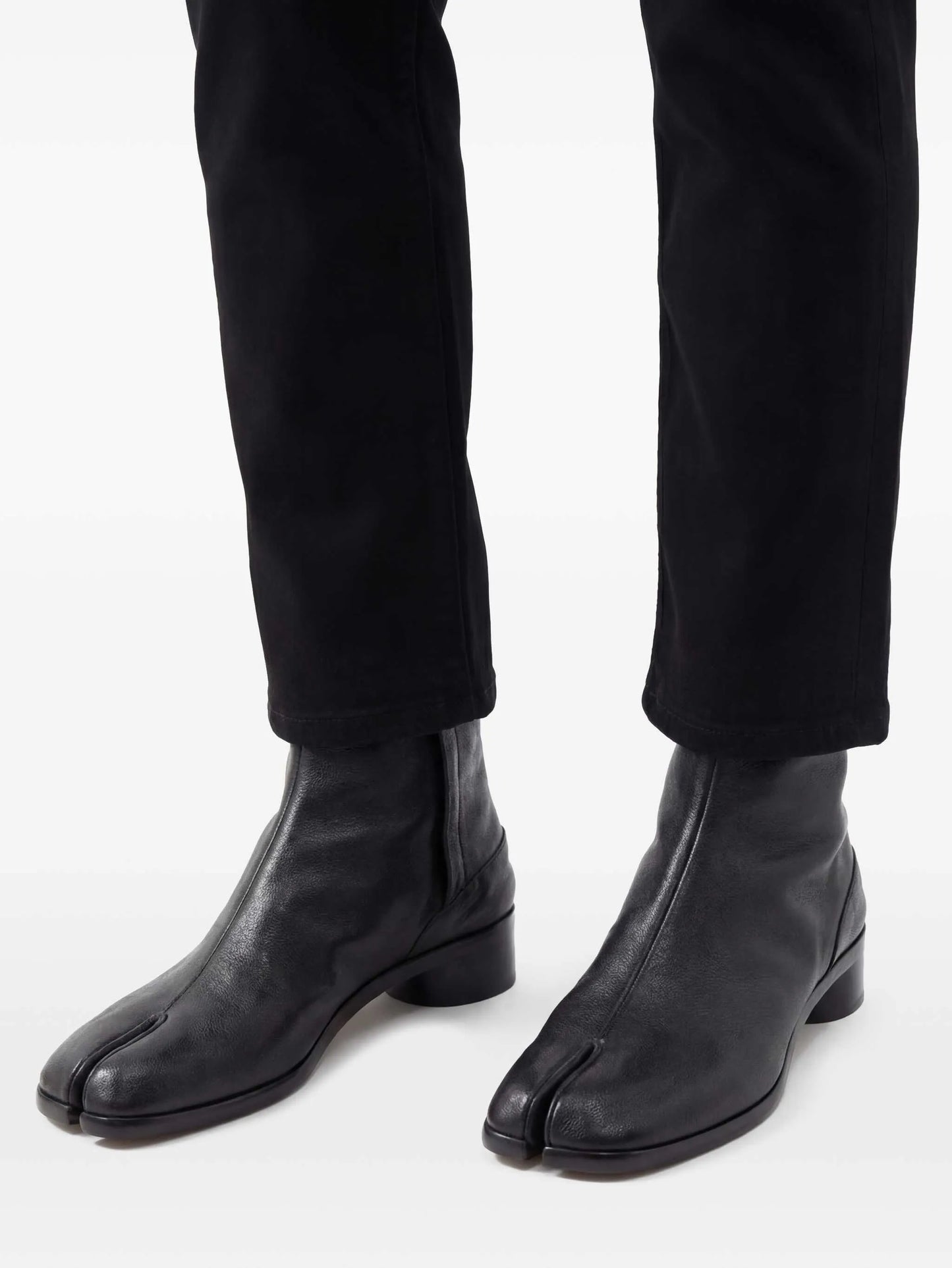 Tabi ankle boots
