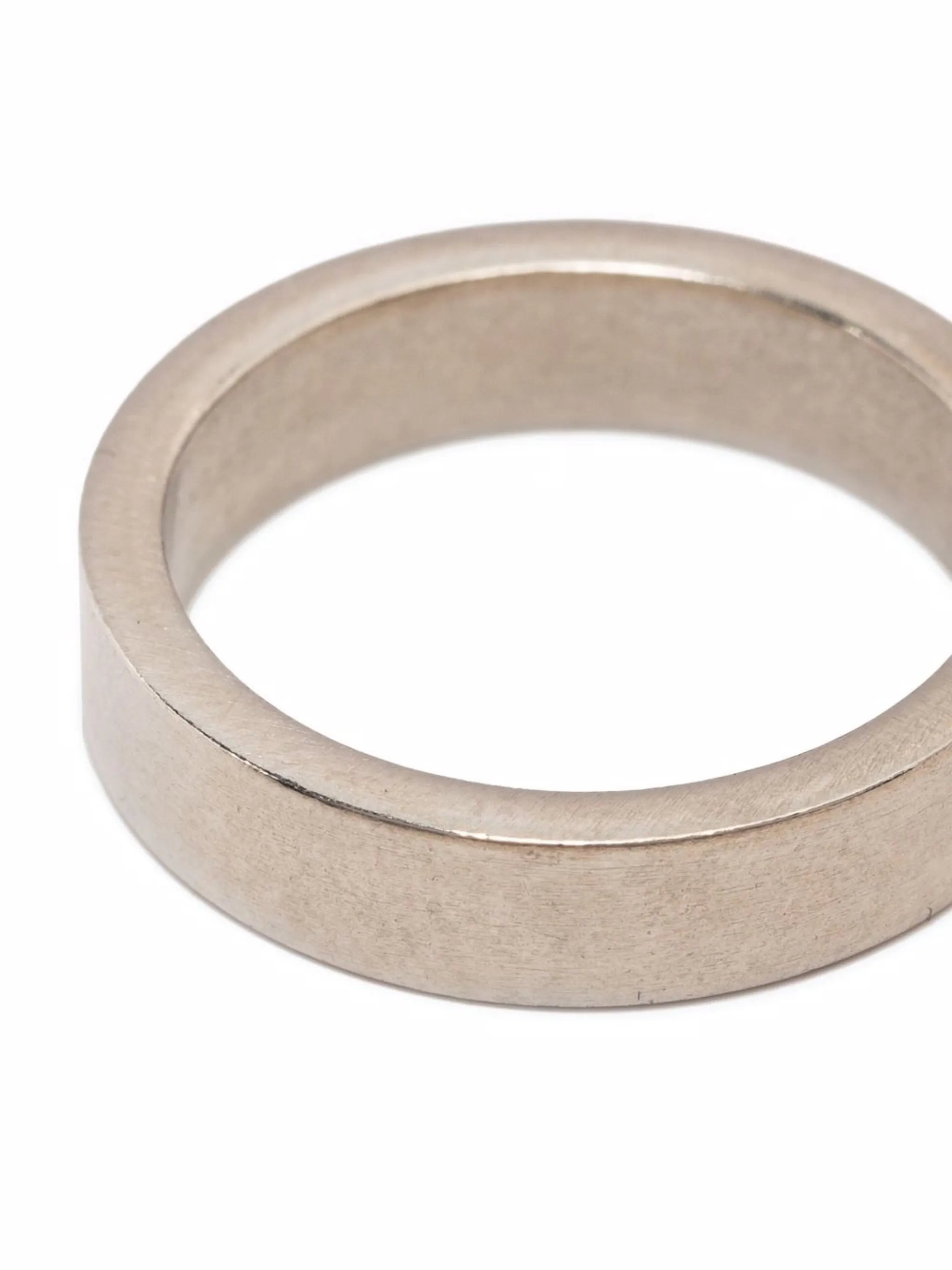 medium engraved ring