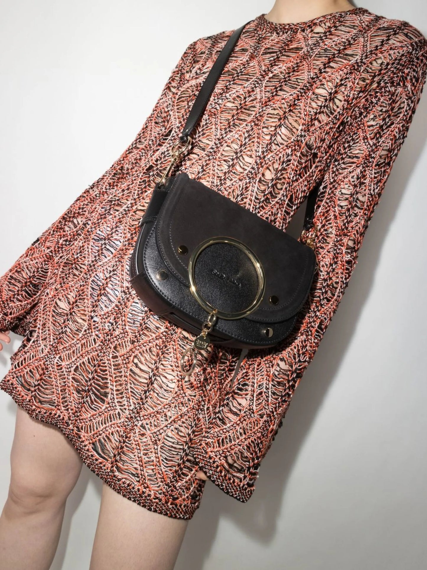 Mara O-ring shoulder bag