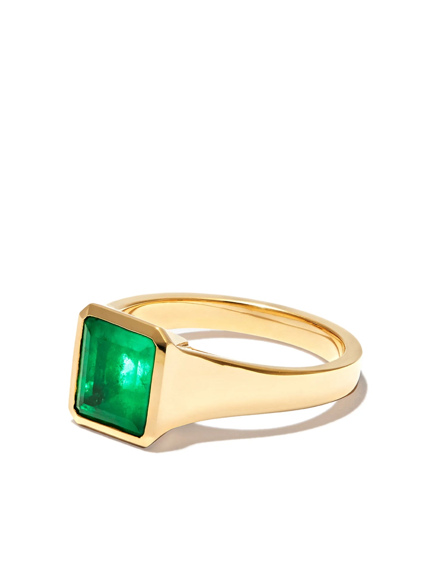 18kt yellow gold emerald ring