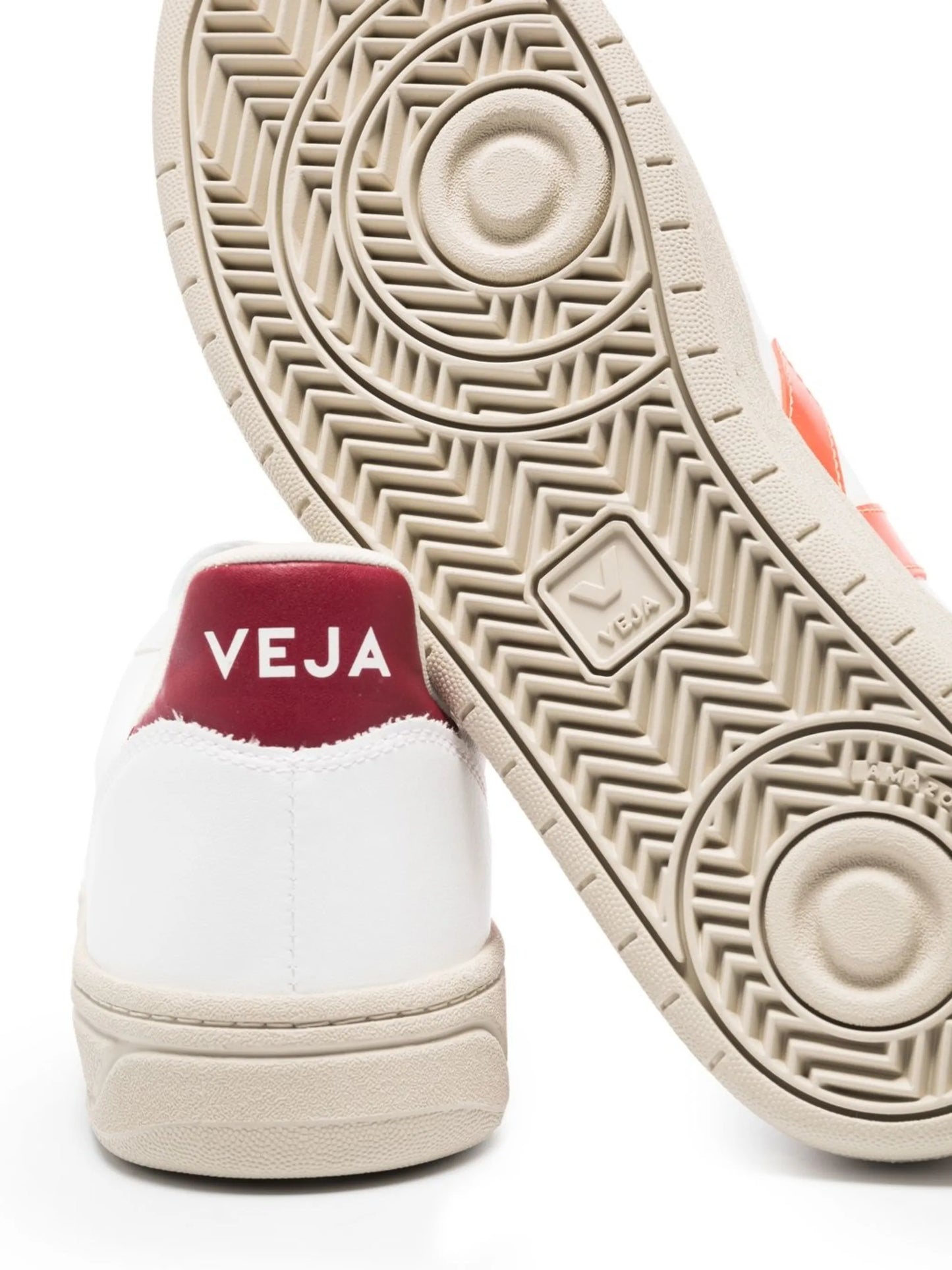 V-10 low-top sneakers