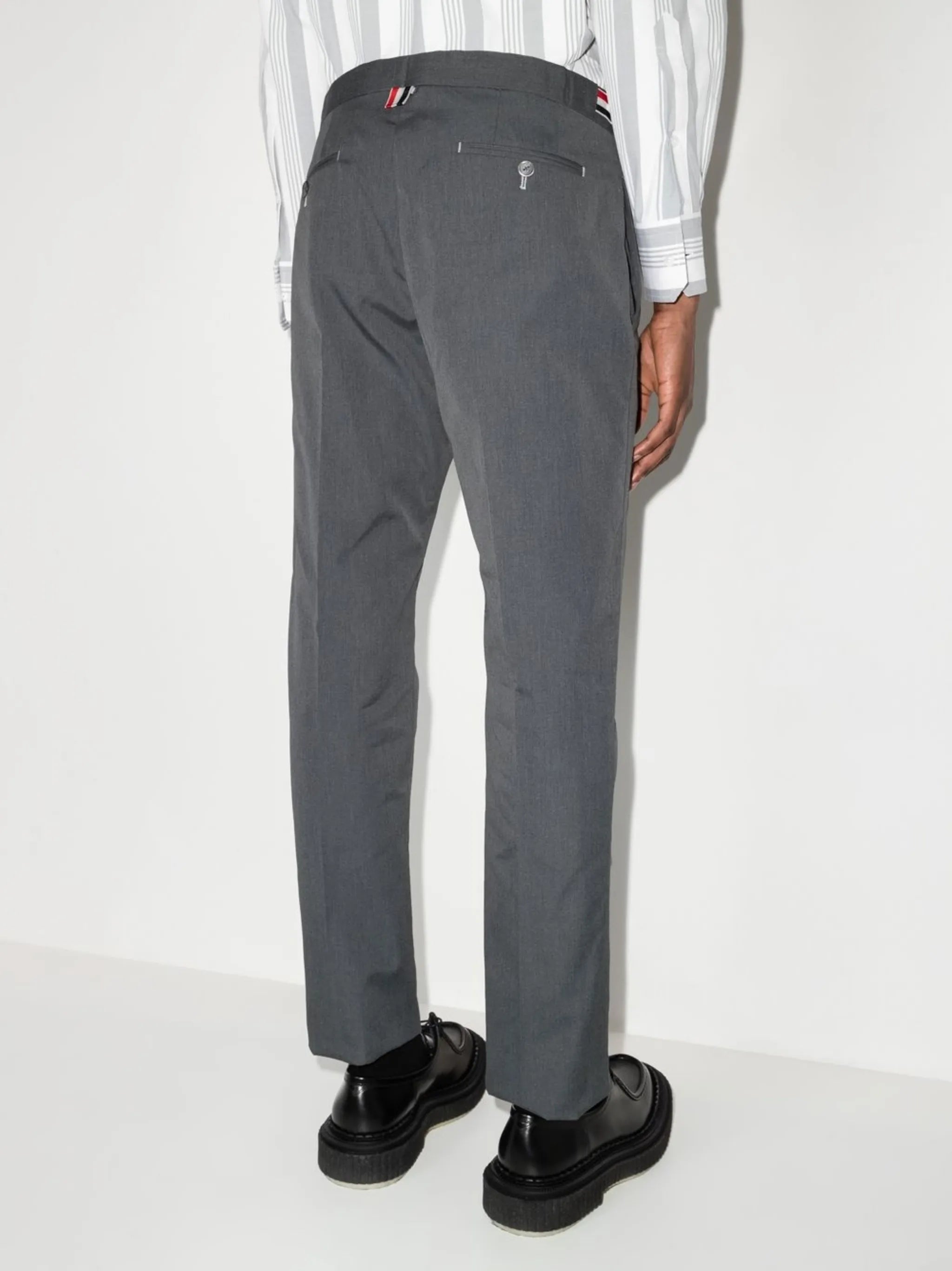 slim-fit cropped trousers