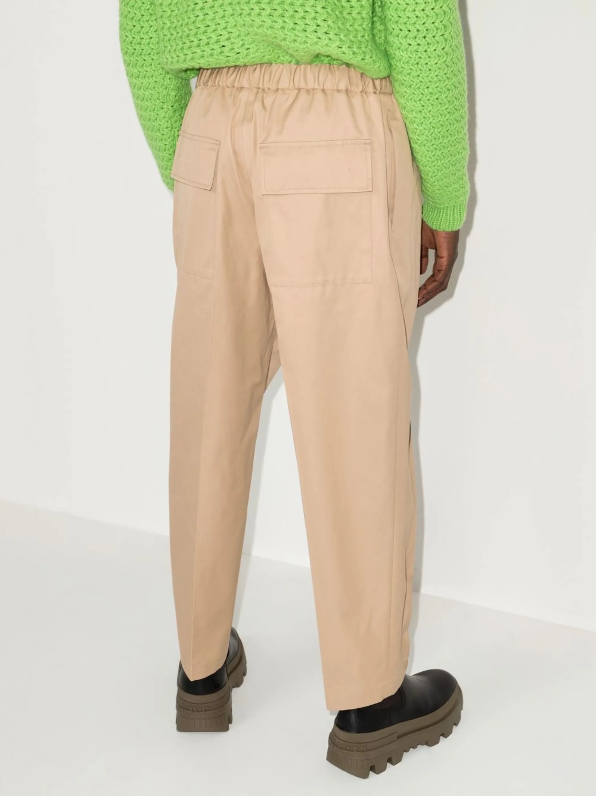 straight-leg cropped trousers
