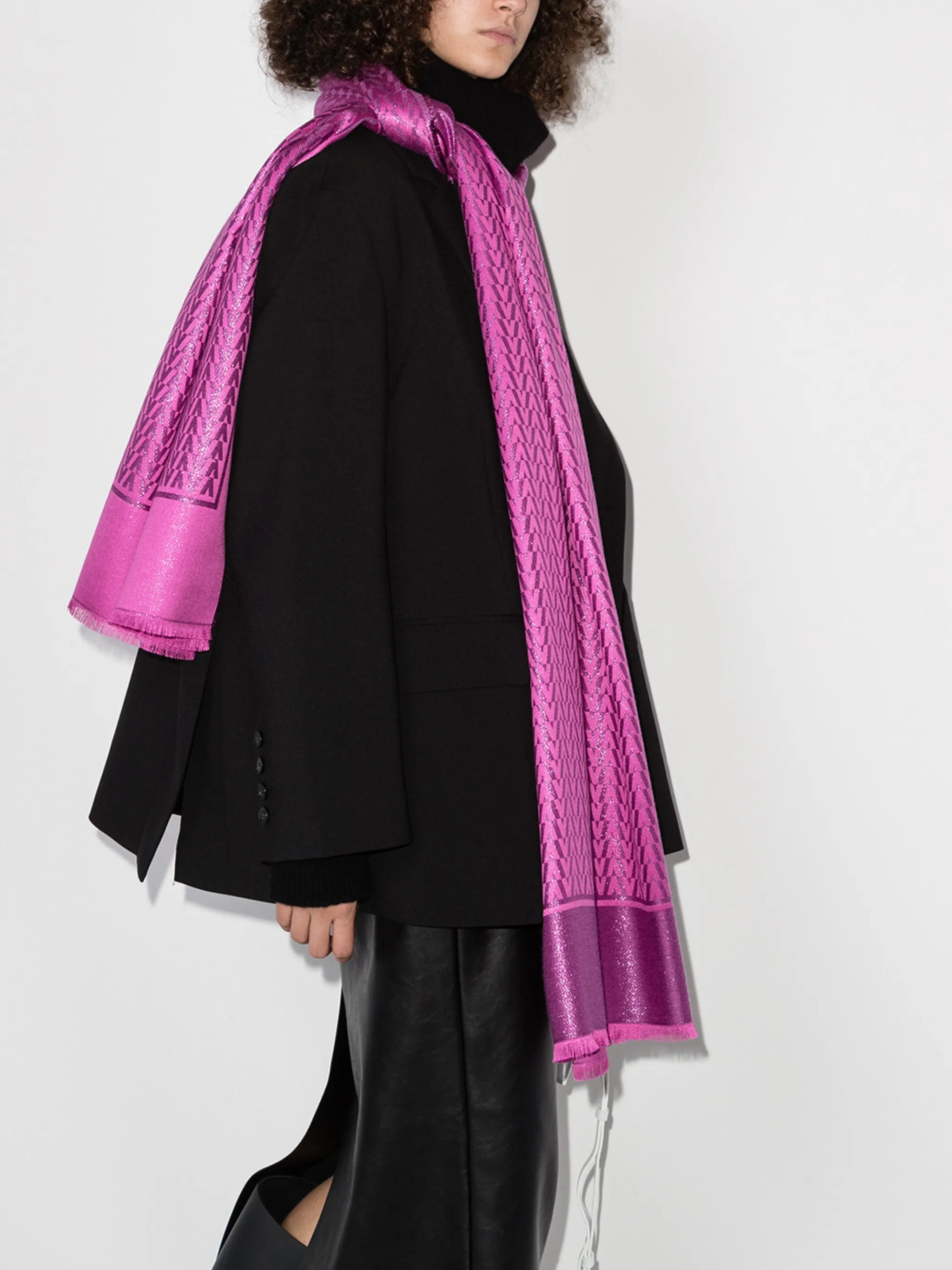 Optical Valentino metallic scarf