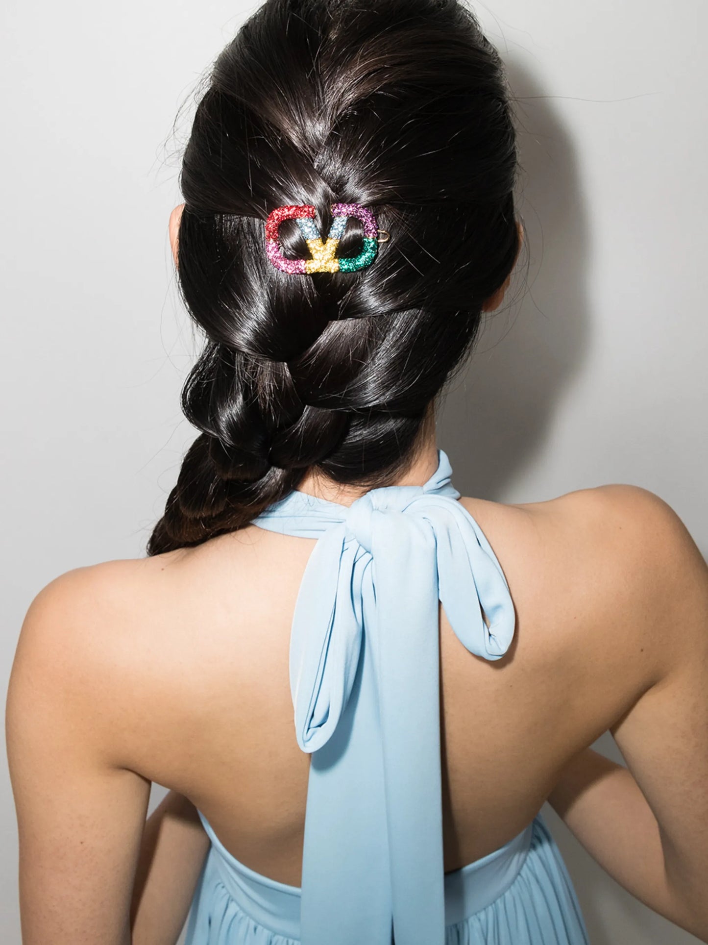 VLogo crystal-embellished hairclip