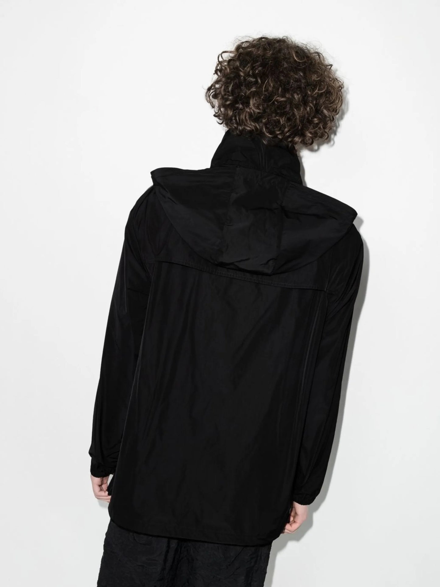 Industrial-strap lightweight jacket