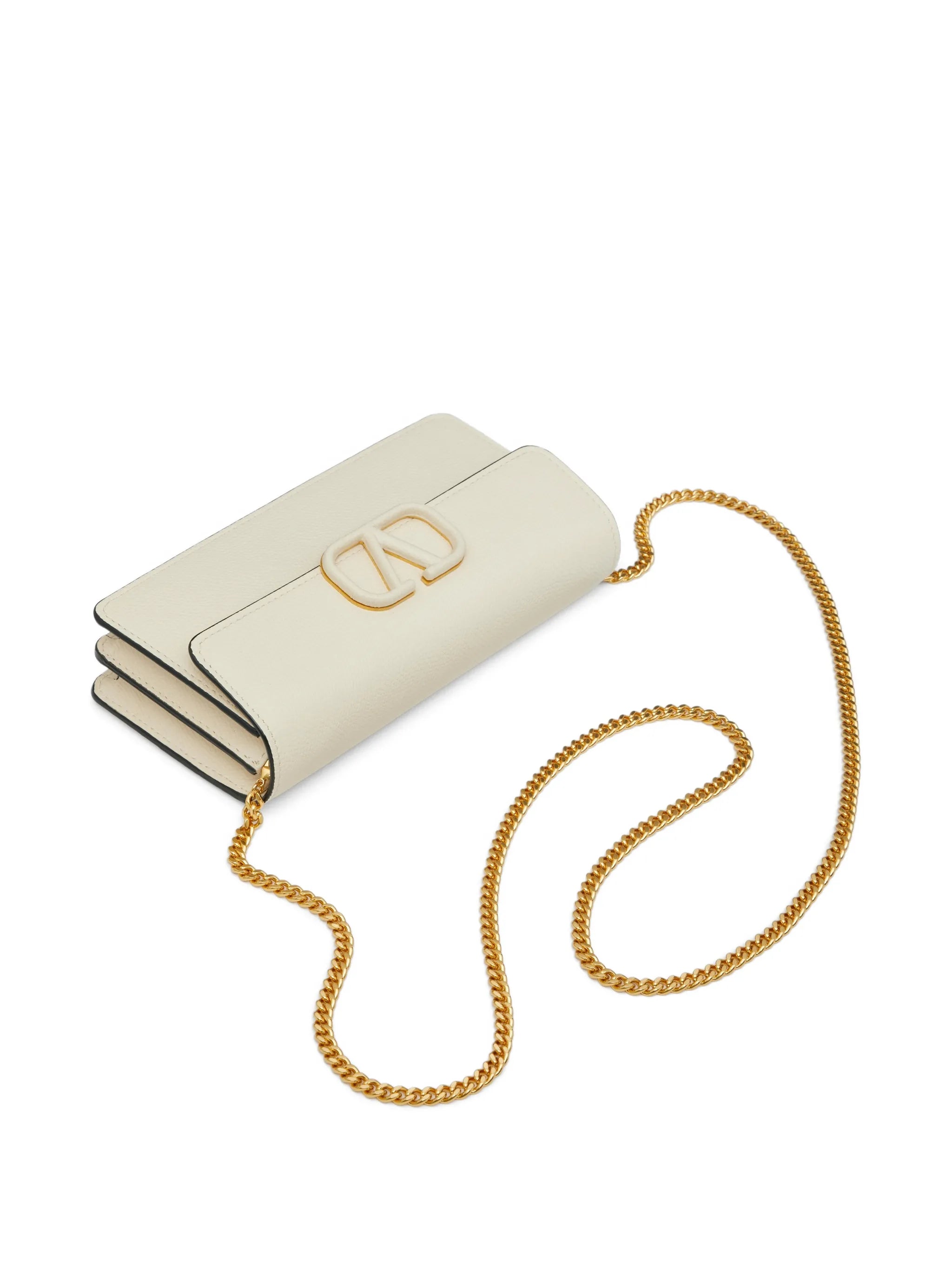 VLogo Signature grainy calfskin wallet with chain