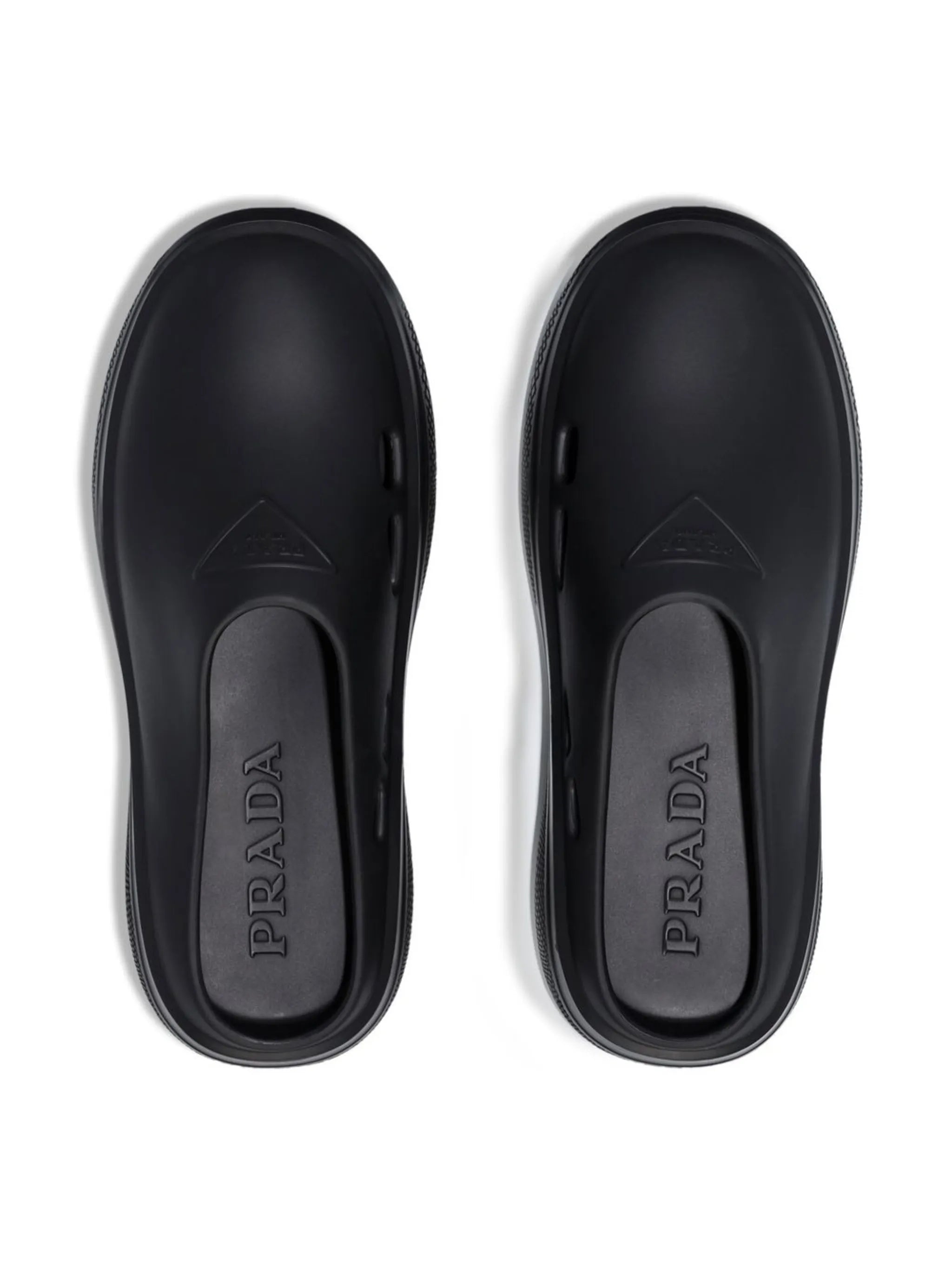 Mellow slip-on sneakers