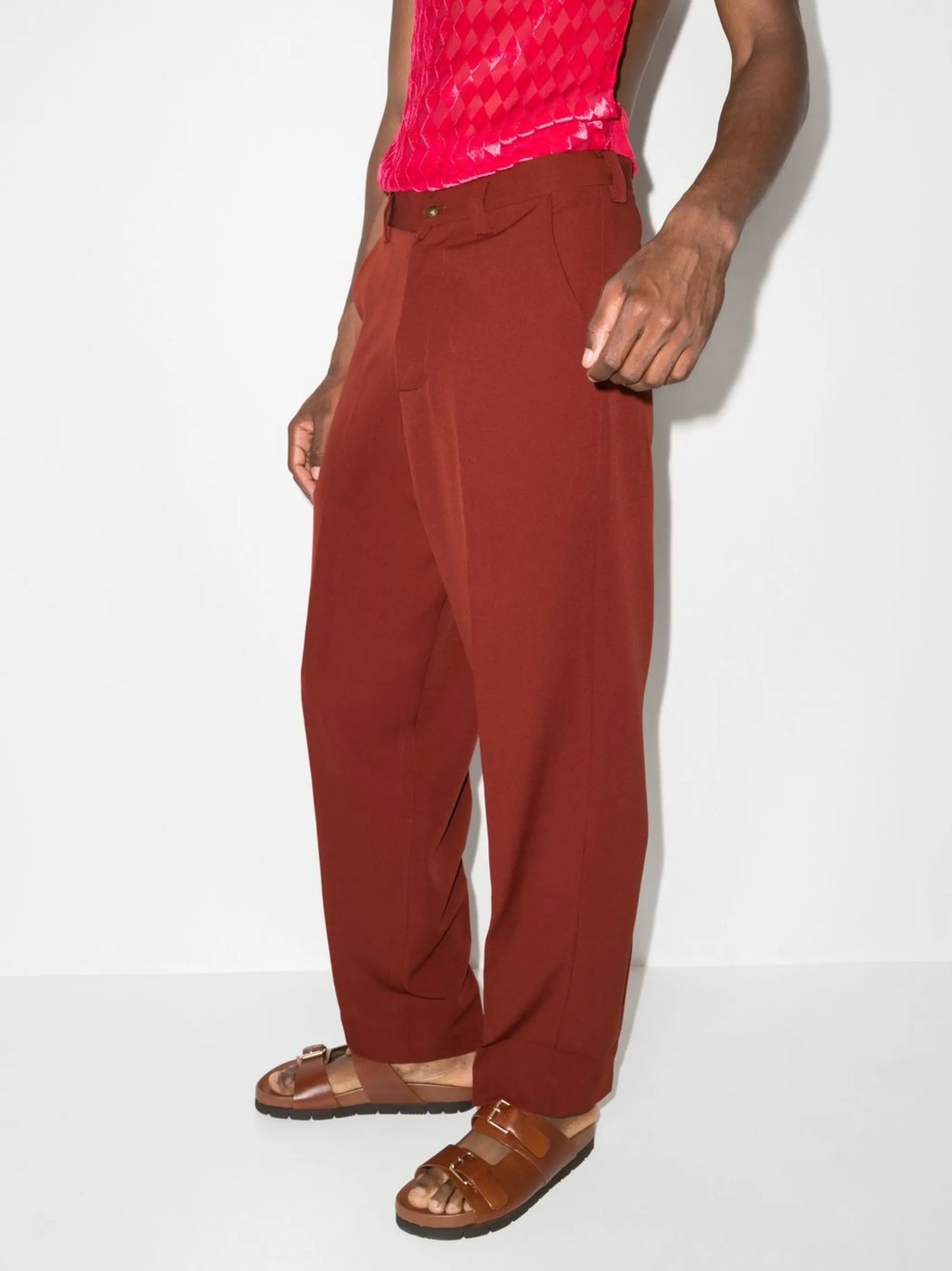 straight-leg tailored trousers