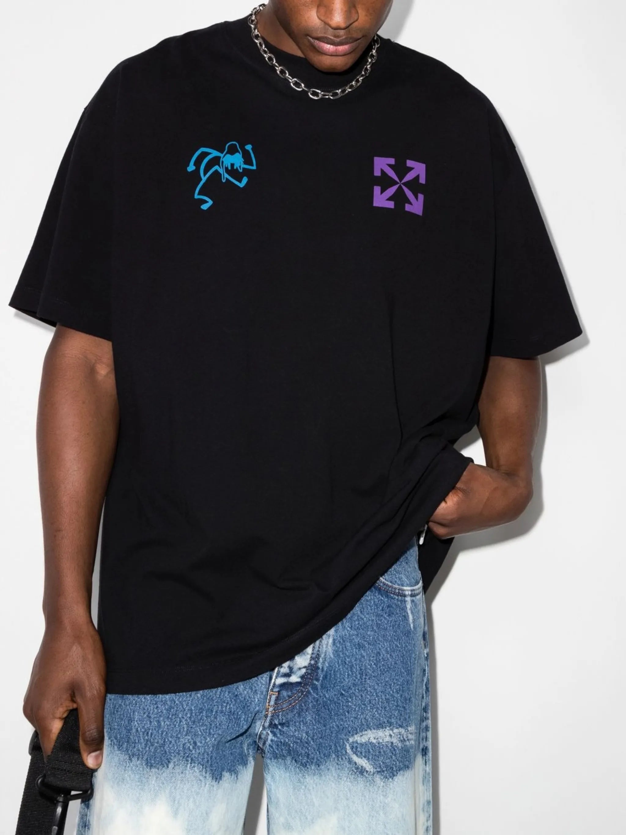 graphic-print T-shirt