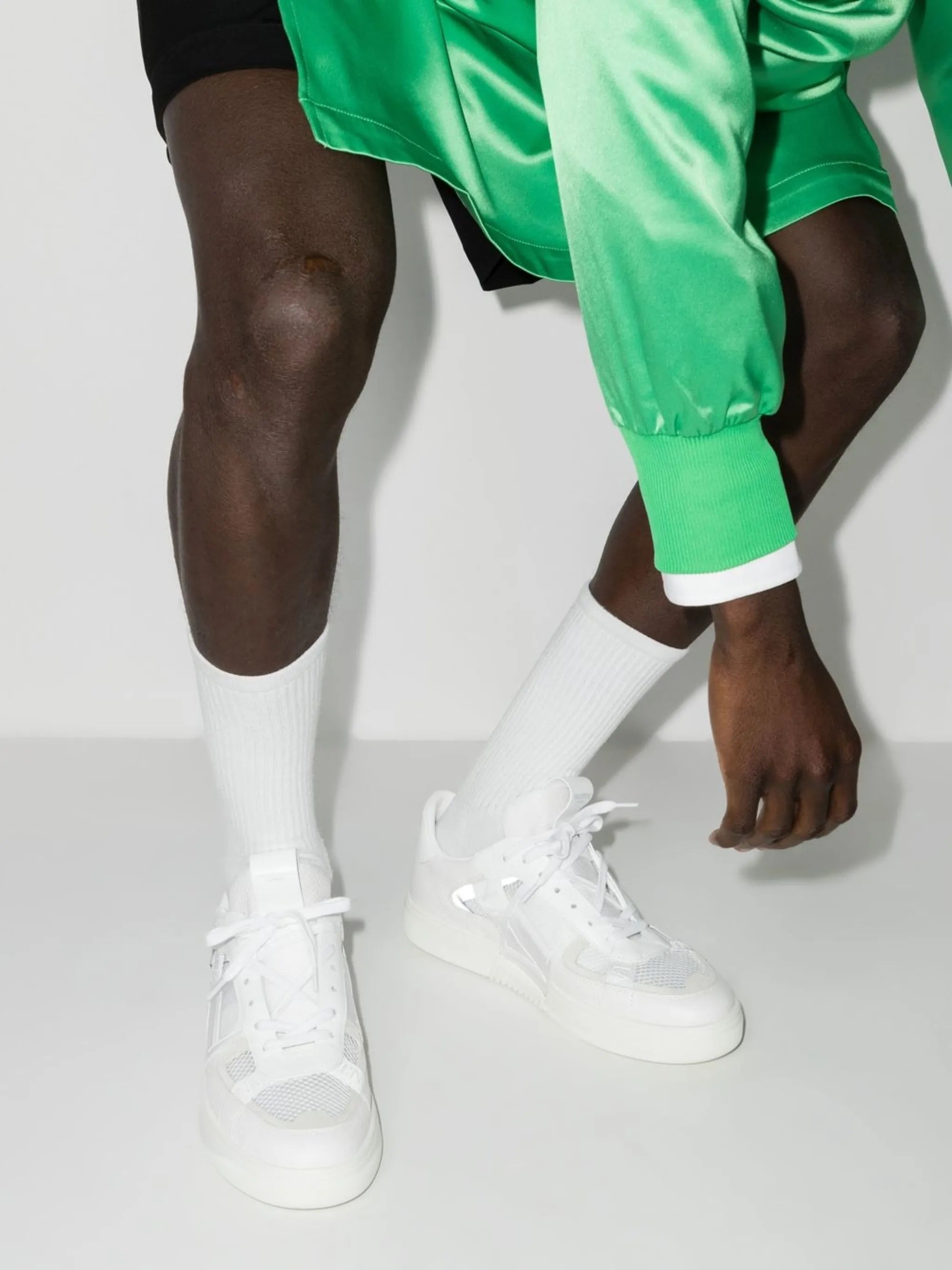 VL7N mesh sneakers