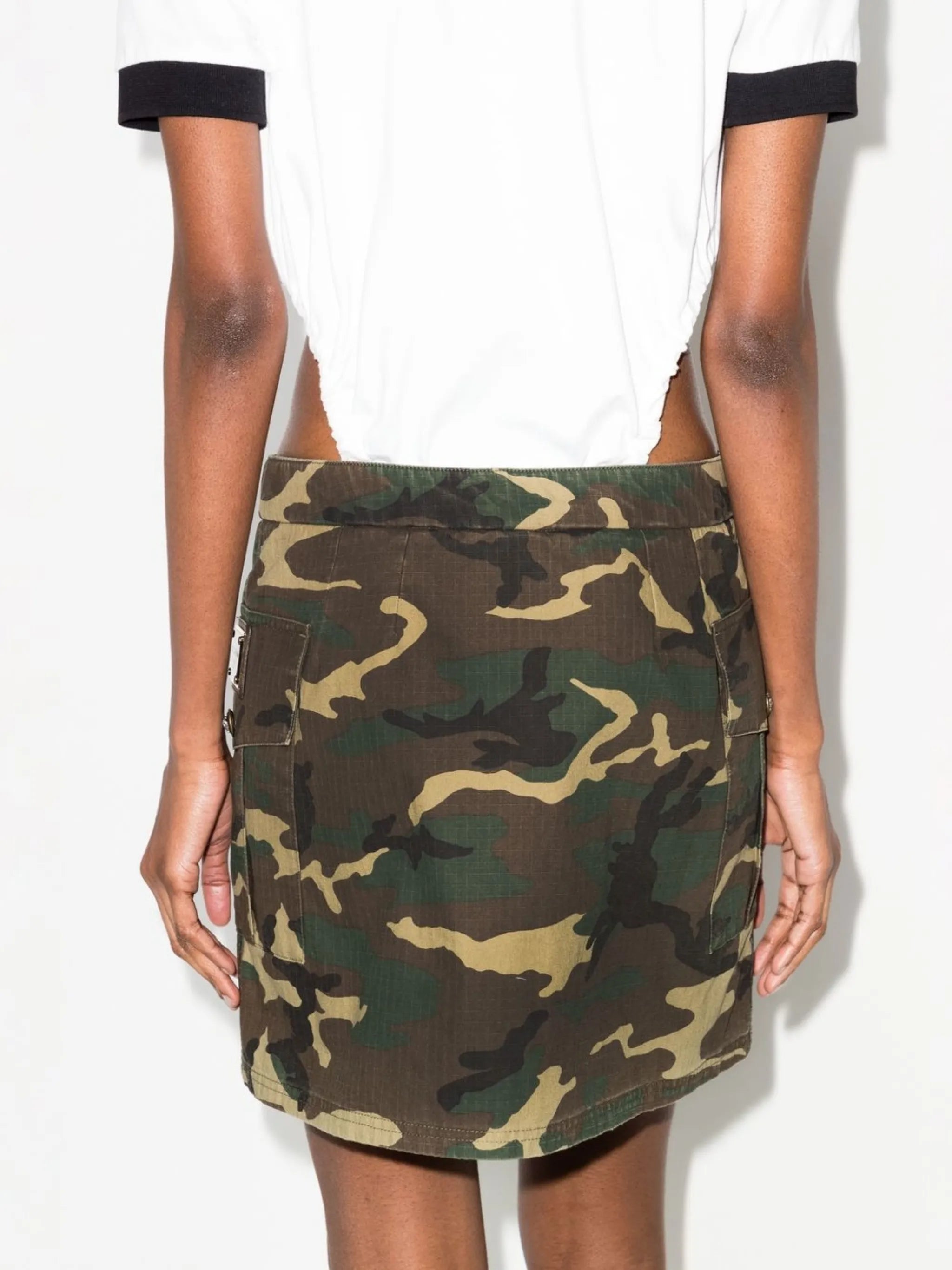 camouflage-print mini skirt