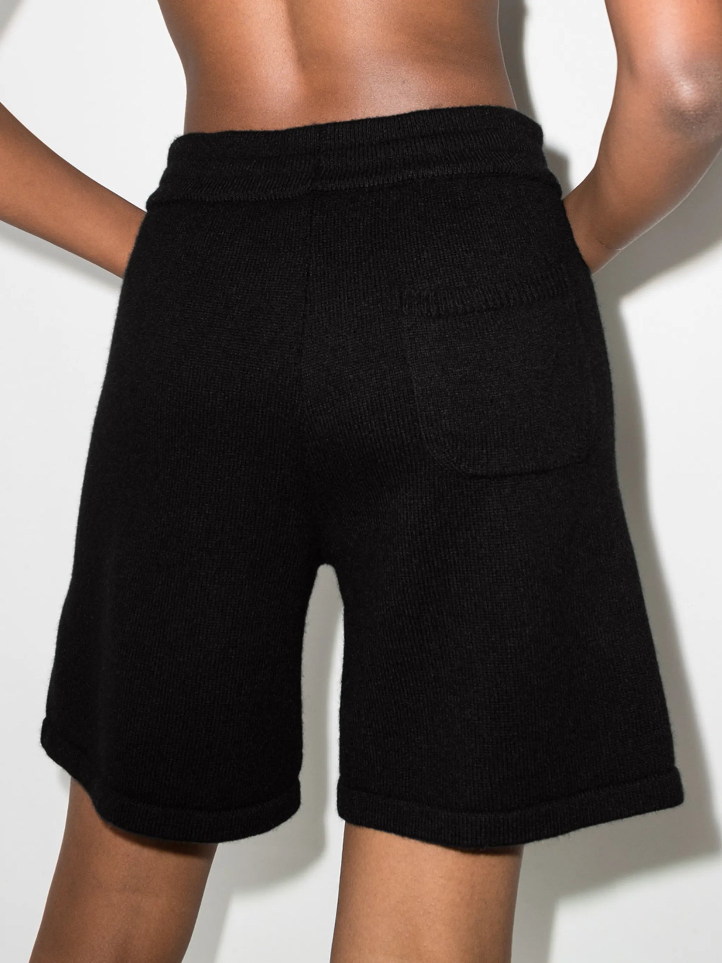 Elgood Close knitted shorts