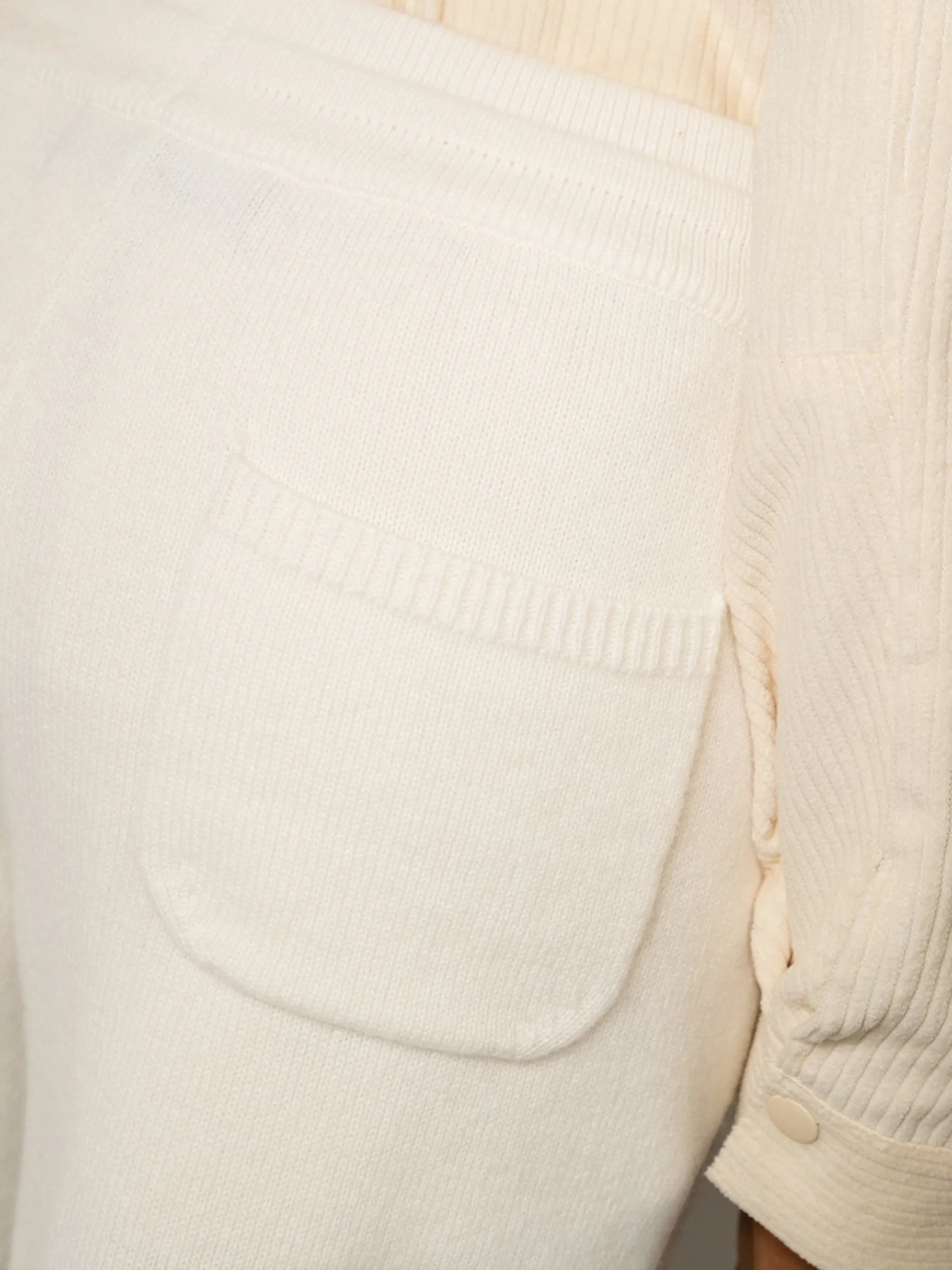 Elgood Close knitted shorts