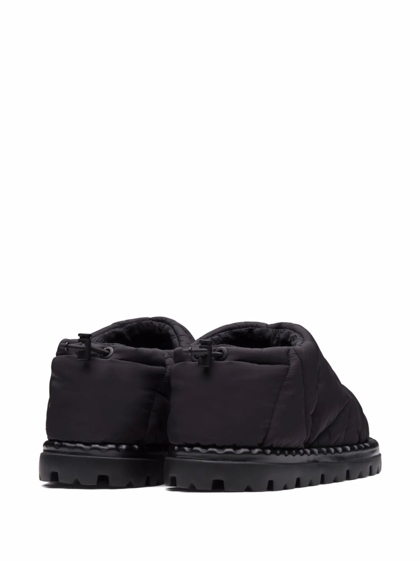 Blow padded slip-on shoes
