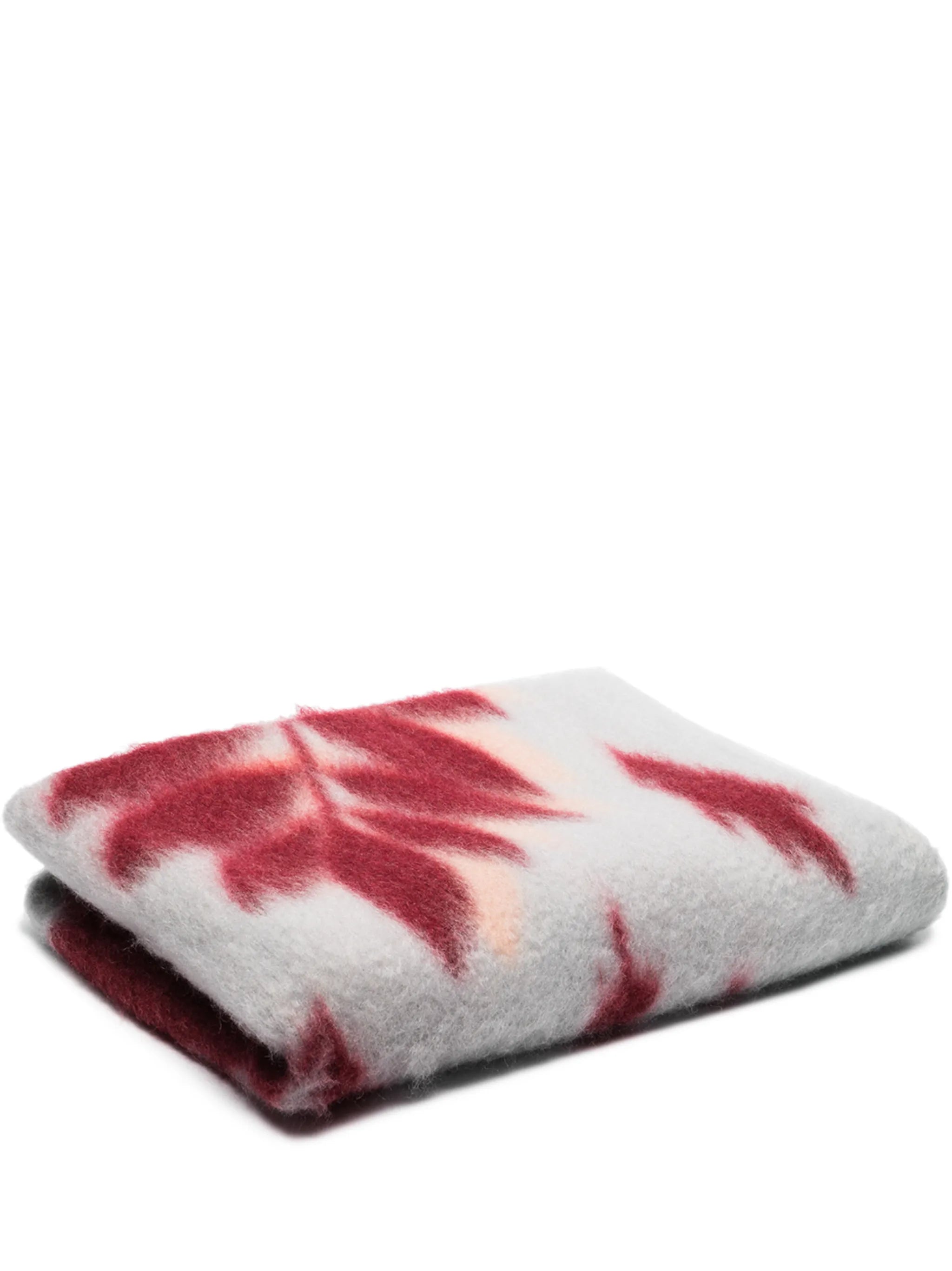 leaf print knitted blanket