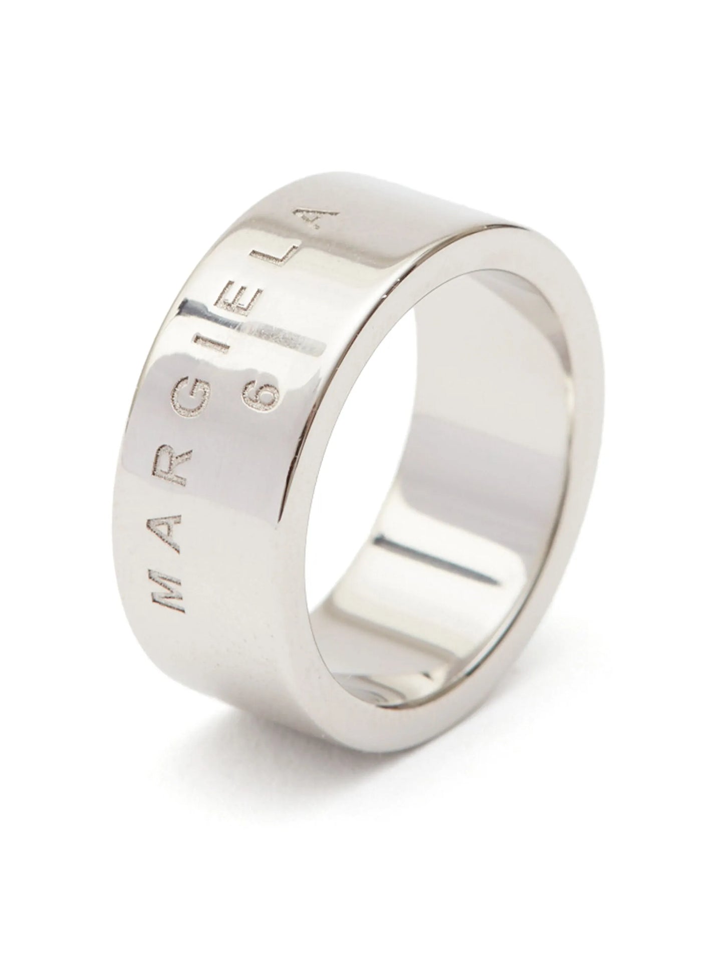 Minimal engraved ring