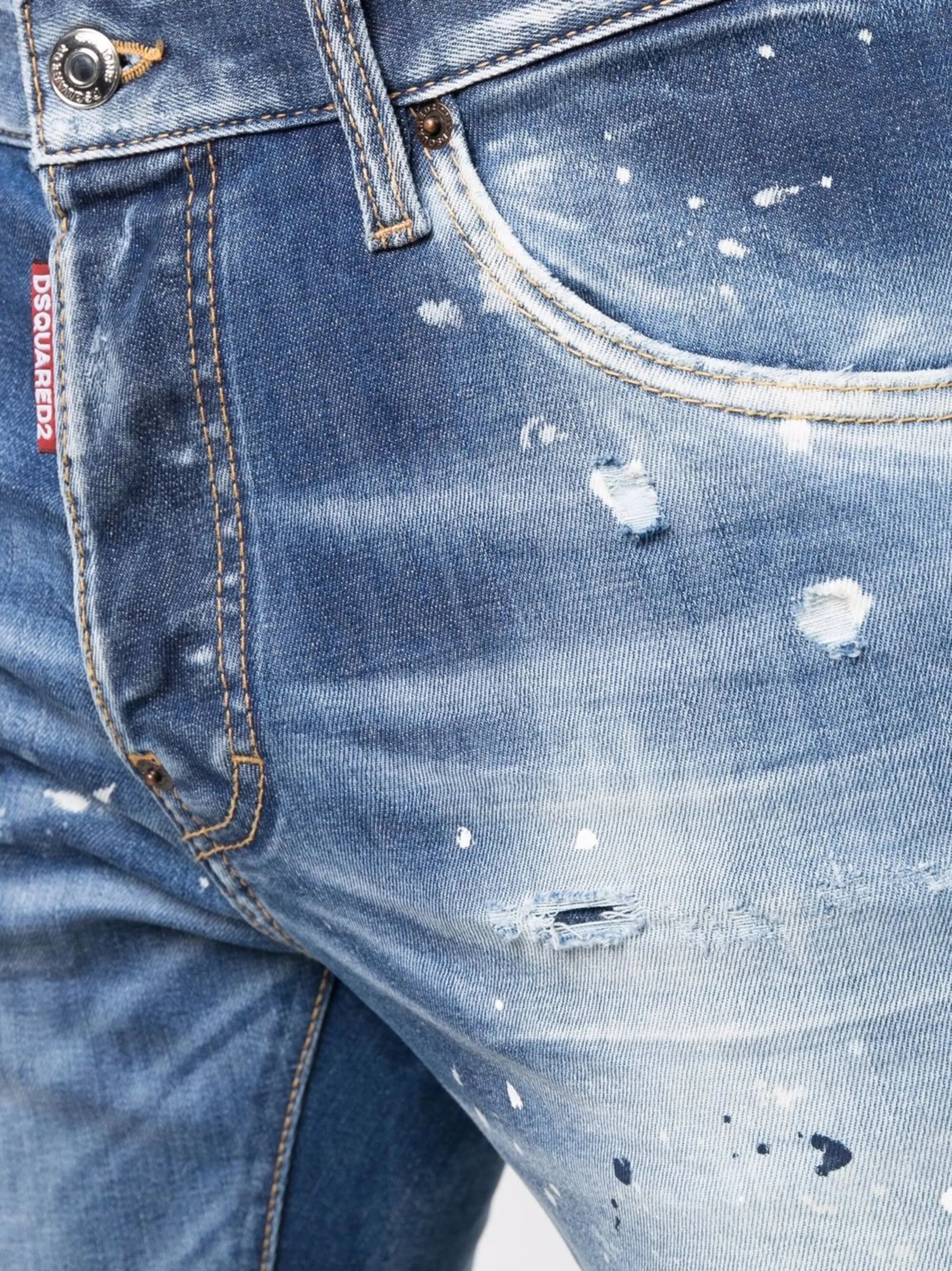 stonewashed distressed jeans