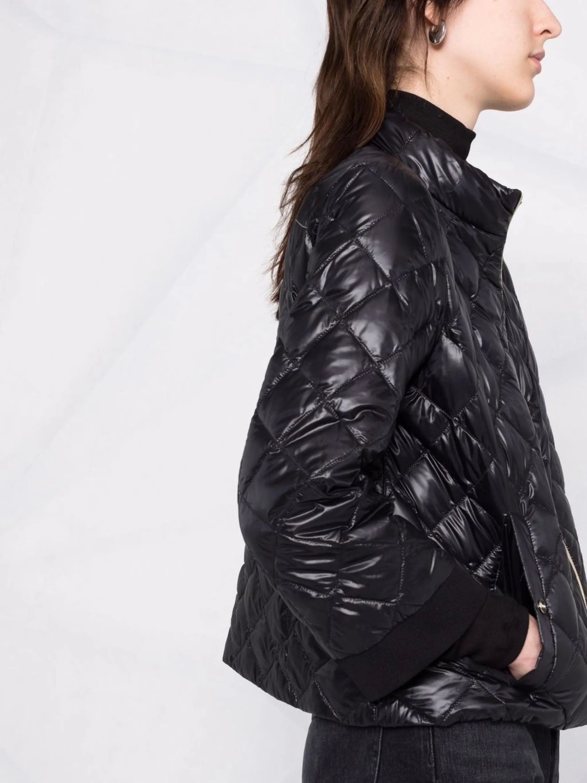 Ultralight diamond-quilted jacket