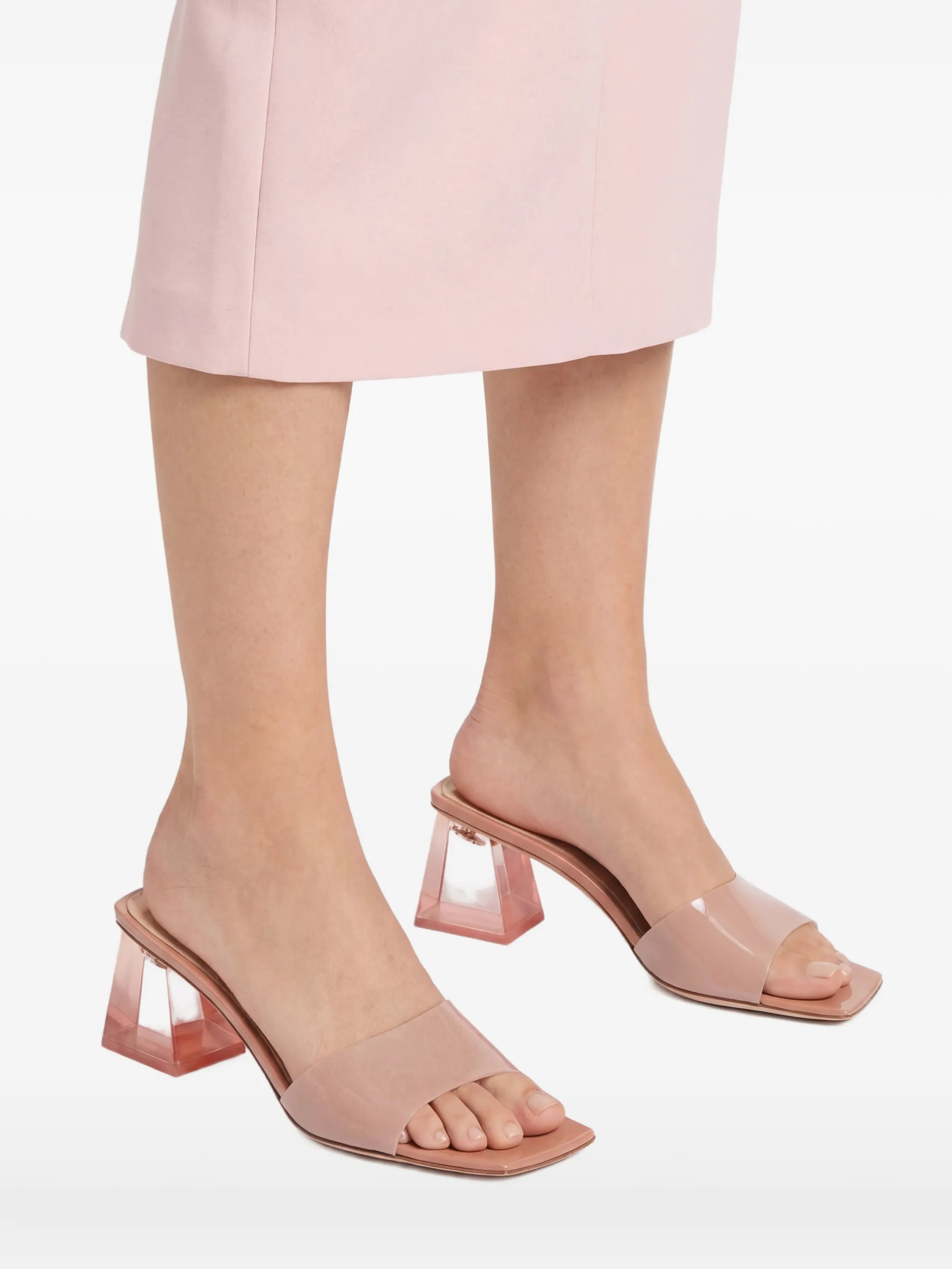 Cosmic sandals