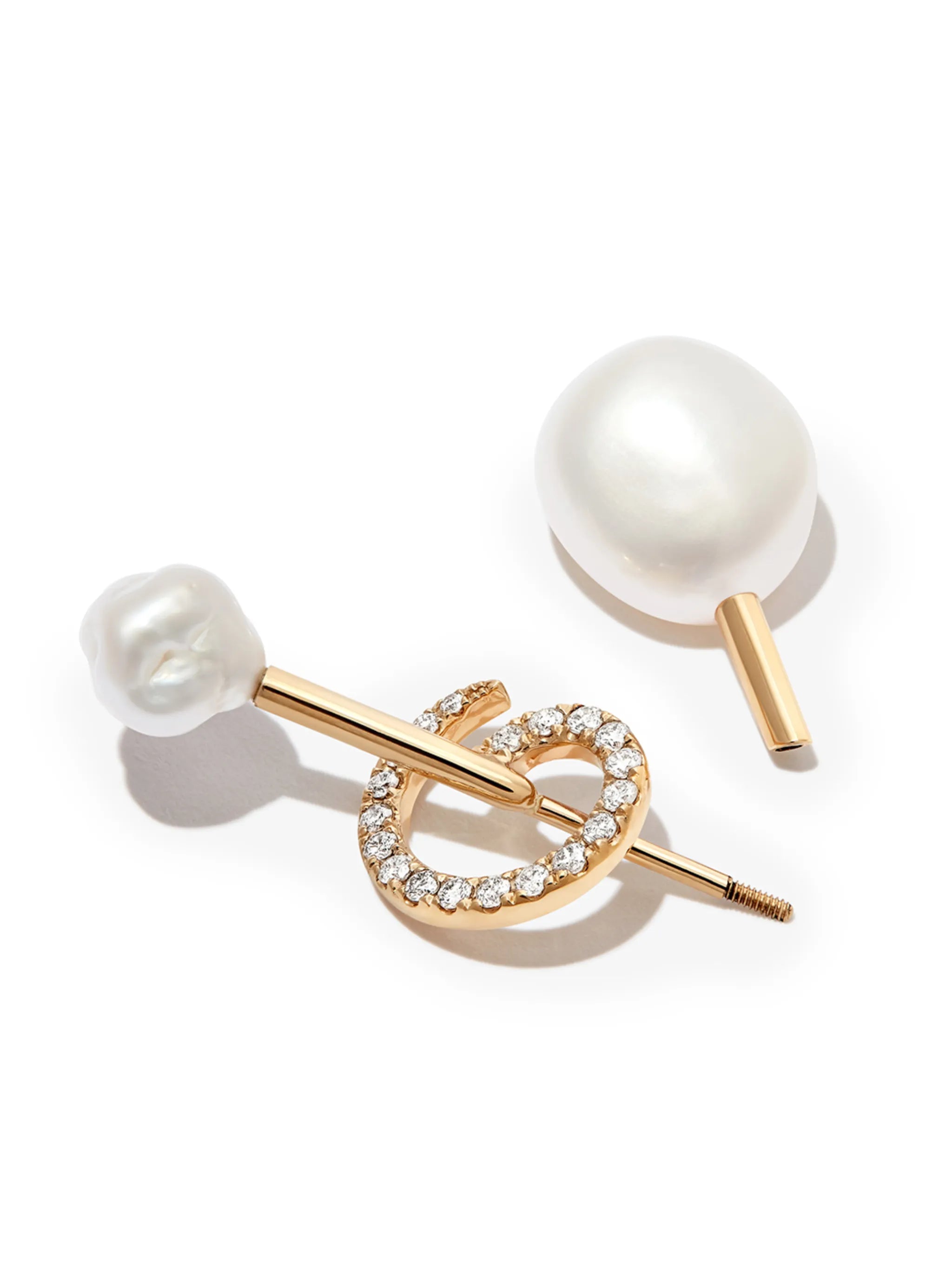14kt yellow gold Betty pearl and diamond earring