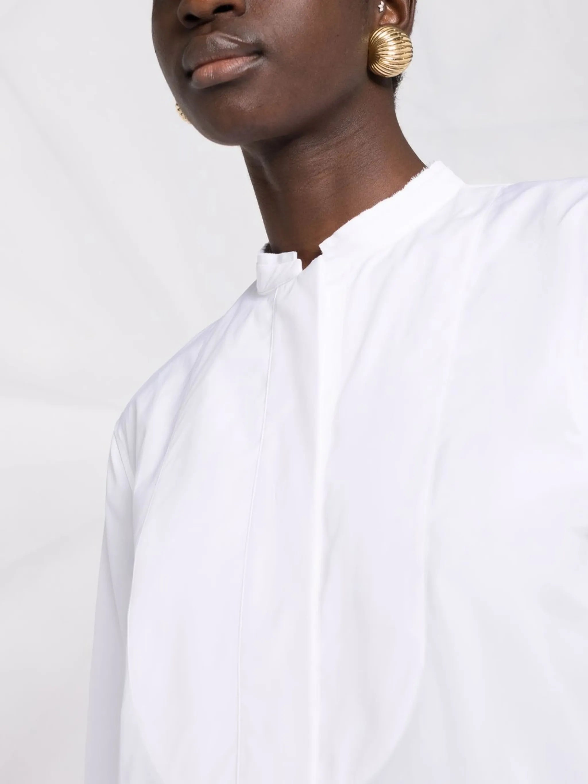 bib-panel shirt