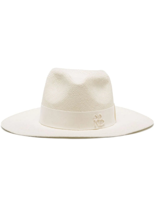 chain-strap wide-brim hat