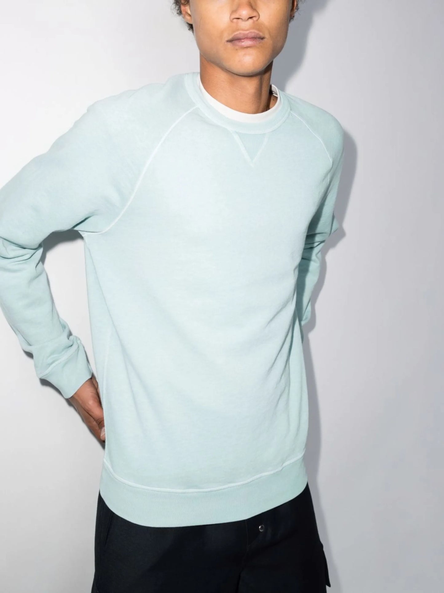 Compass-patch raglan-sleeve sweatshirt