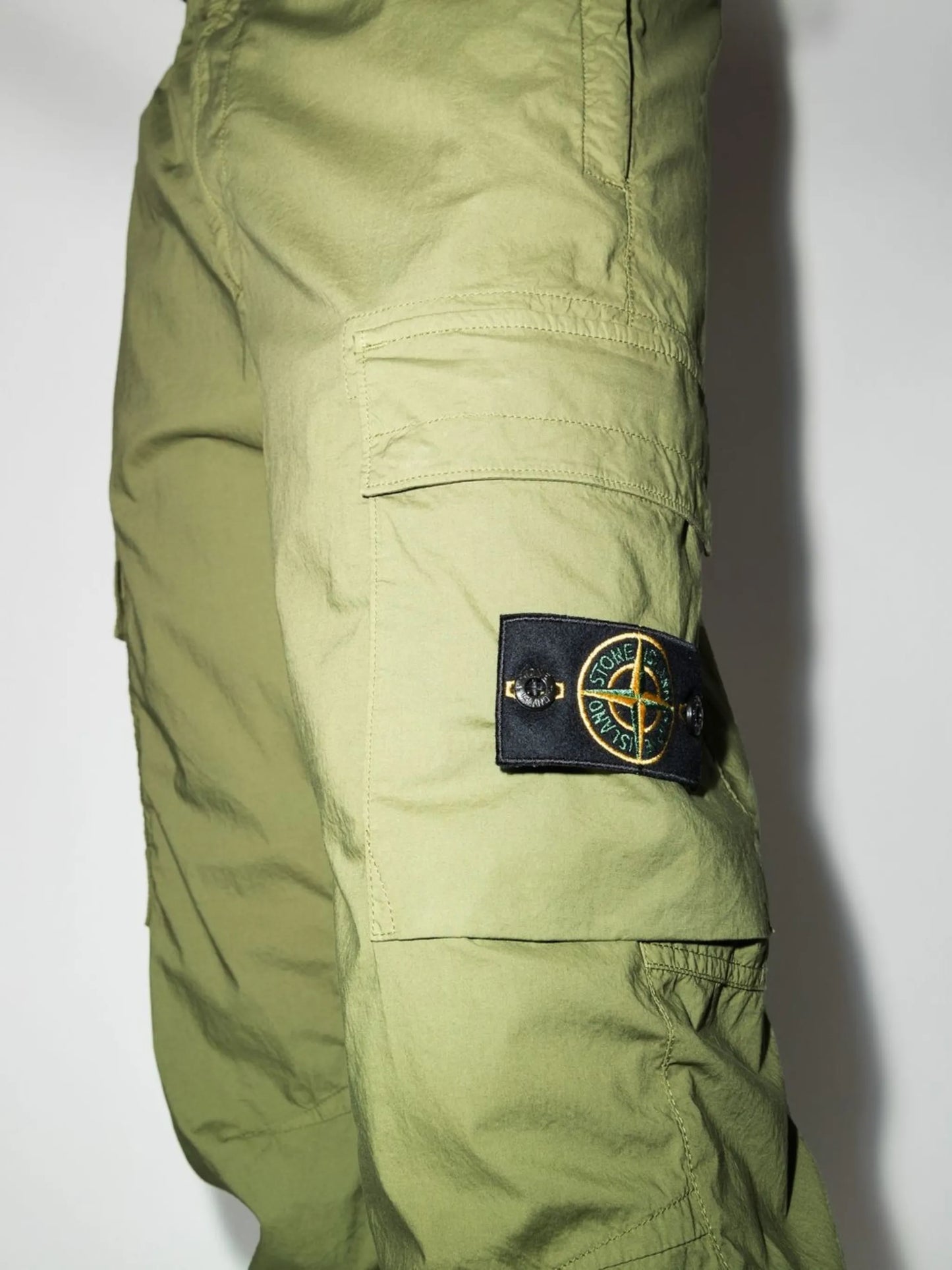 tapered-leg trousers
