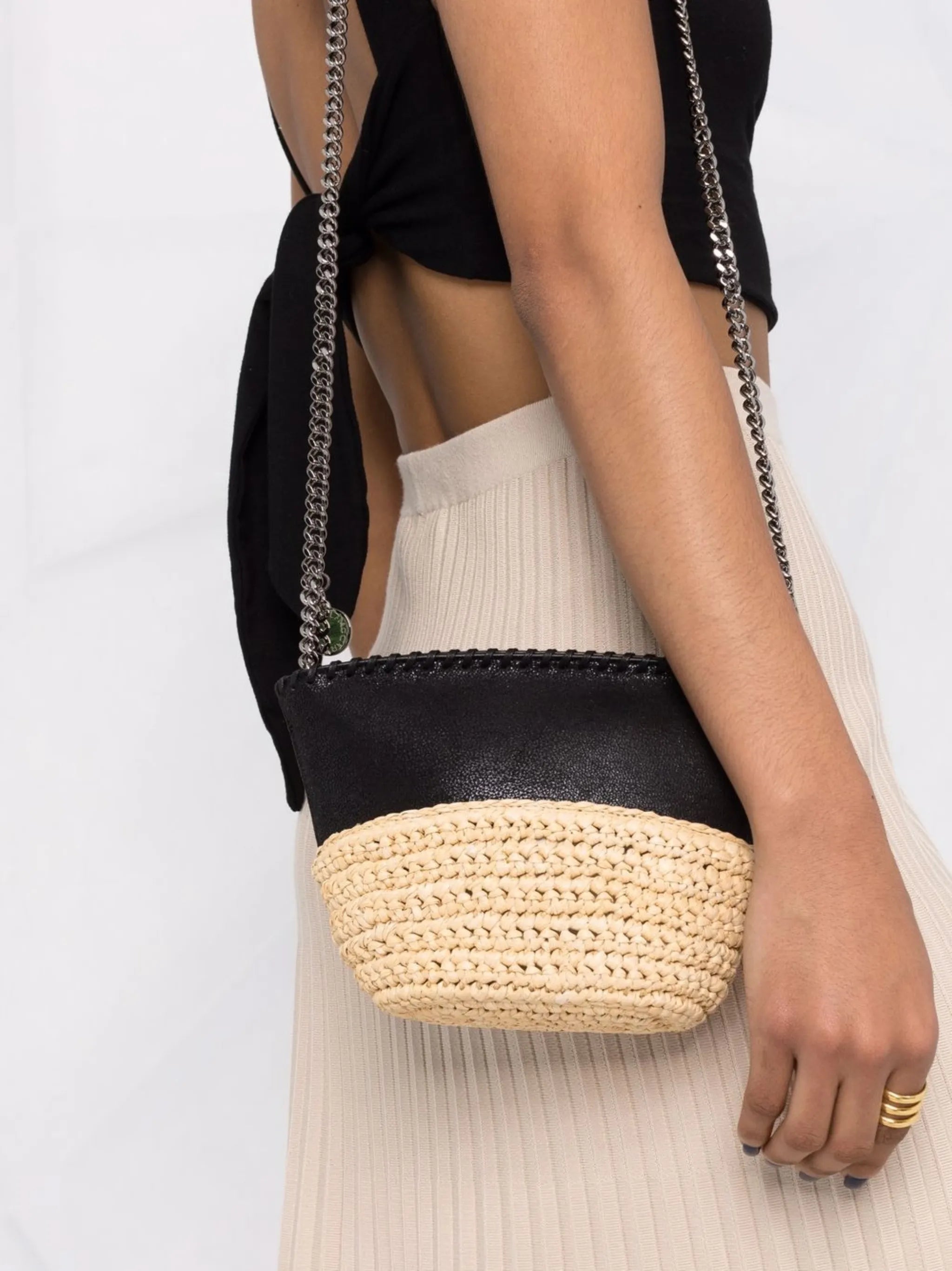 raffia detailing chain-link crossbody bag