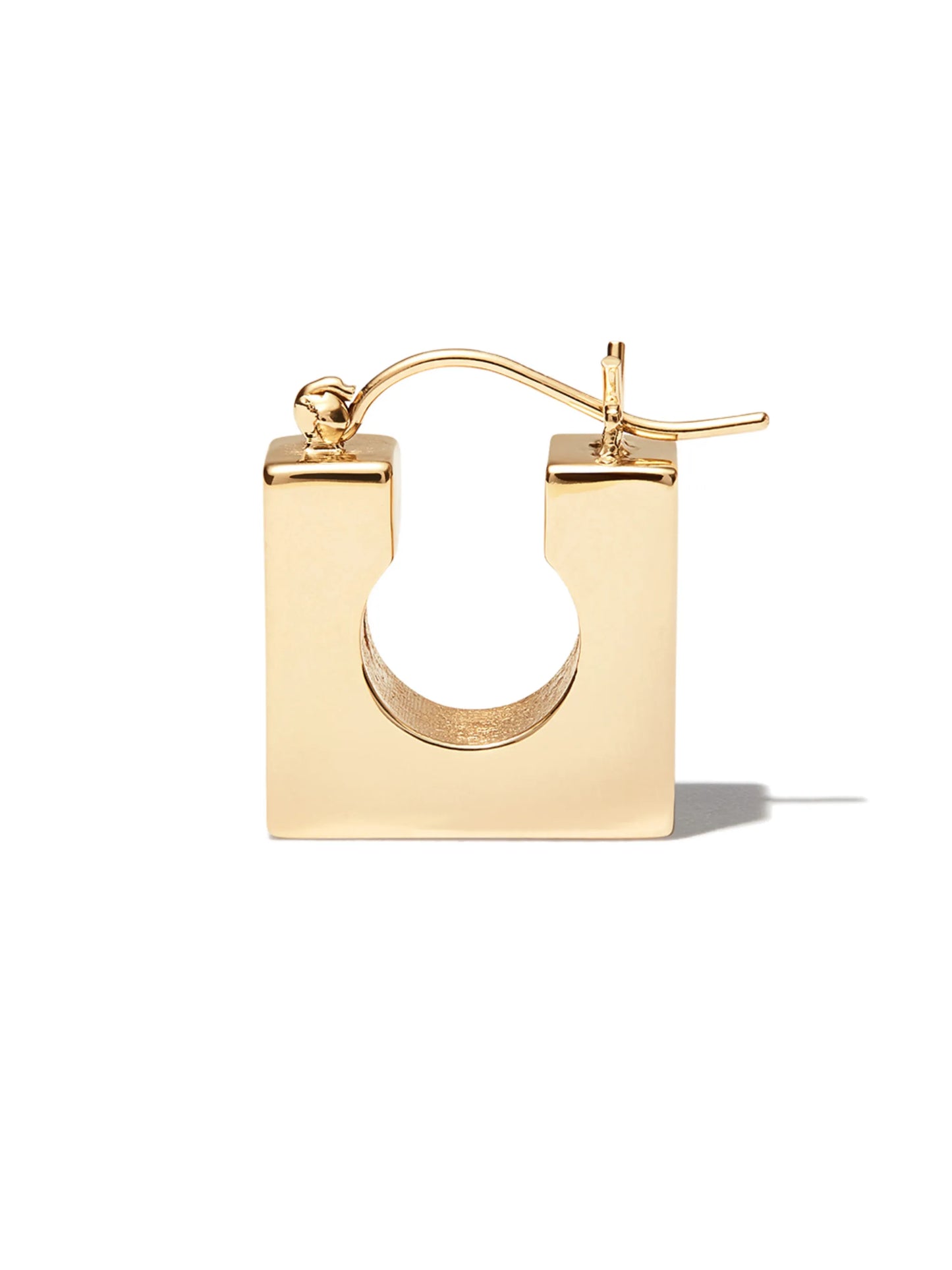 14kt yellow gold earring