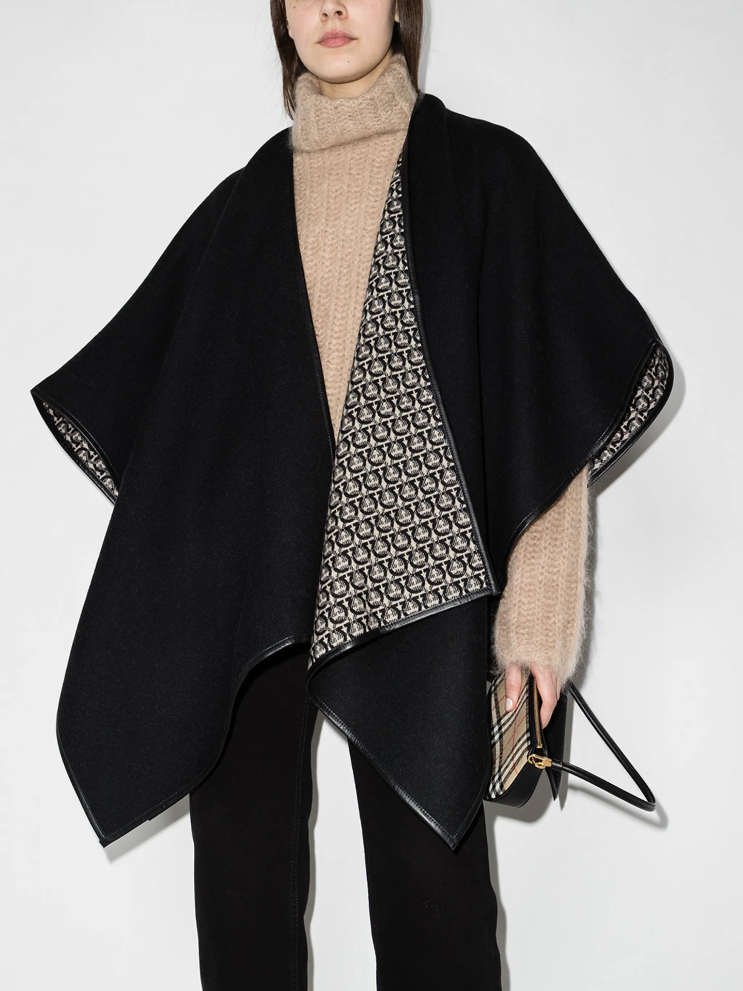 Gancini reversible wool cape